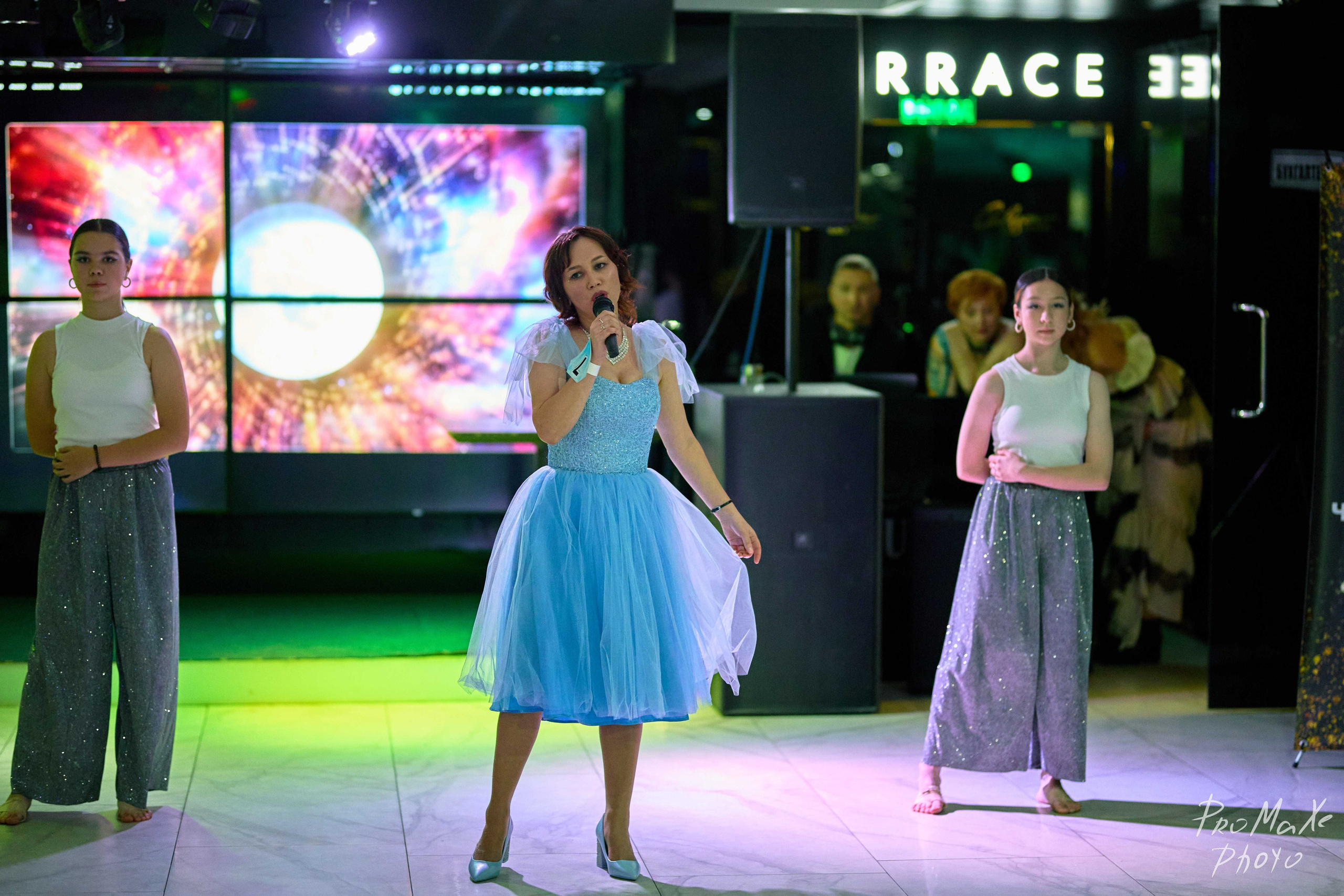 Зал КРАСА МАСС-МЕДИА ЧУВАШИИ. Владимир Суздалов (ProMaXe) — Портретный фотограф, тематические фотосессии в Чебоксарах