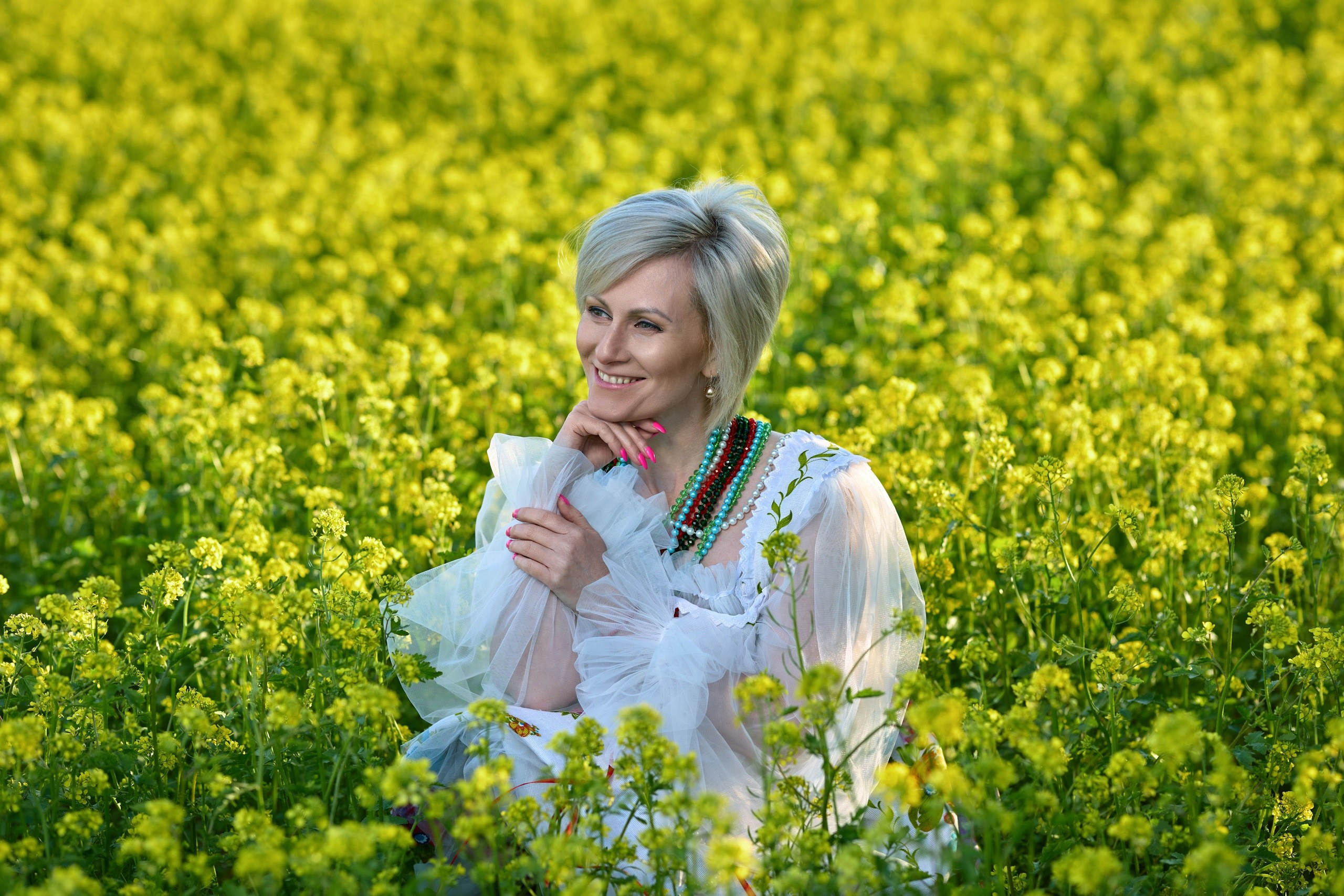 Фотосессия в цветущих лугах. Владимир Суздалов (ProMaXe) — Портретный фотограф, тематические фотосессии в Чебоксарах