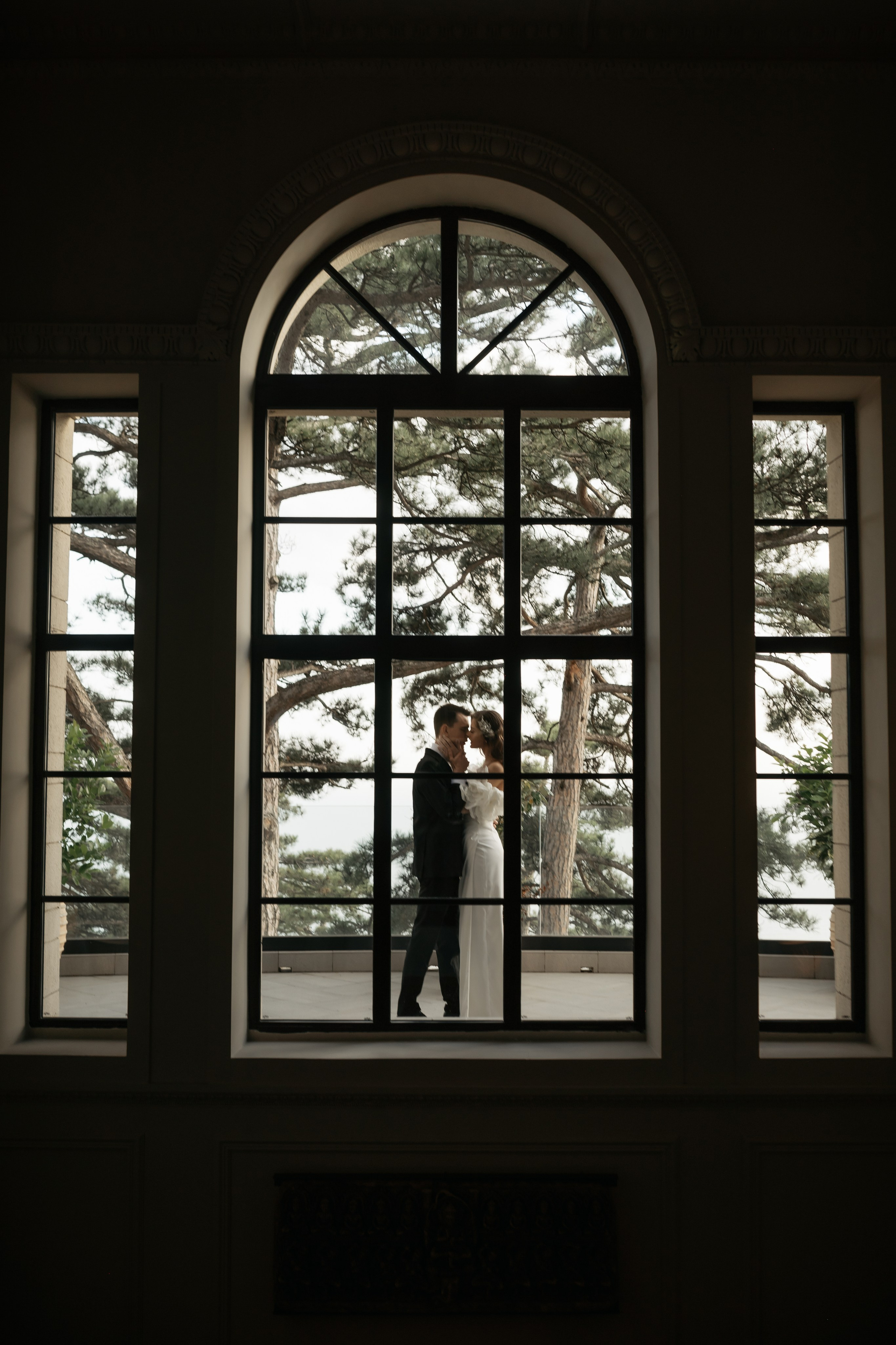 Свадебная фотосессия в отеле Паласа ( Крым). Свадебный и семейный фотограф и видеограф, Крым, Москва, Санкт -Петербург