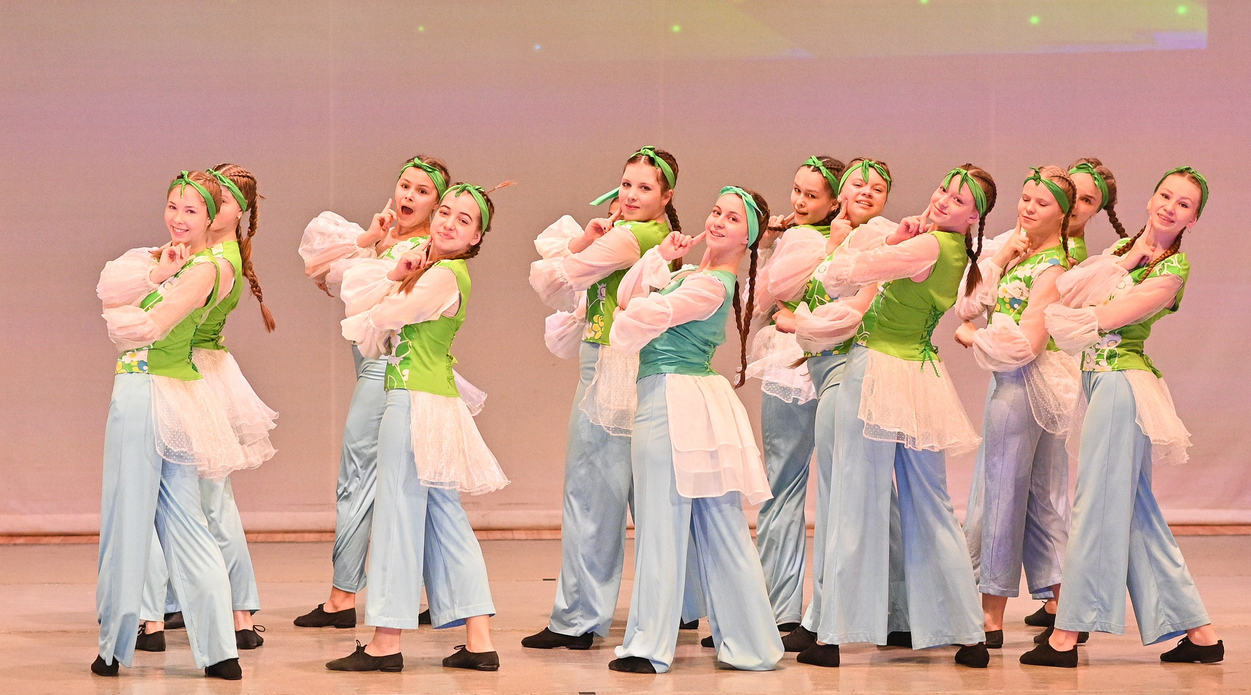 30.11.2024 Фестивальное движение «Шаг к мечте» г. Петрозаводск. Медиастудия Фото Концепт