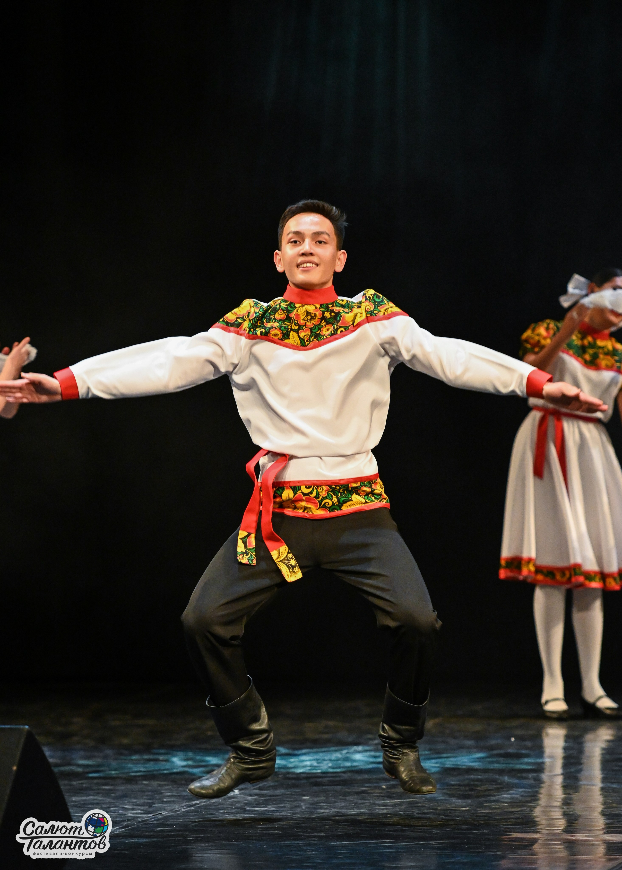 31.10.2024 6-й Международный Творческий Фестиваль-Конкурс «СЕРДЦЕ УРАЛА» г. Екб. Медиастудия Фото Концепт