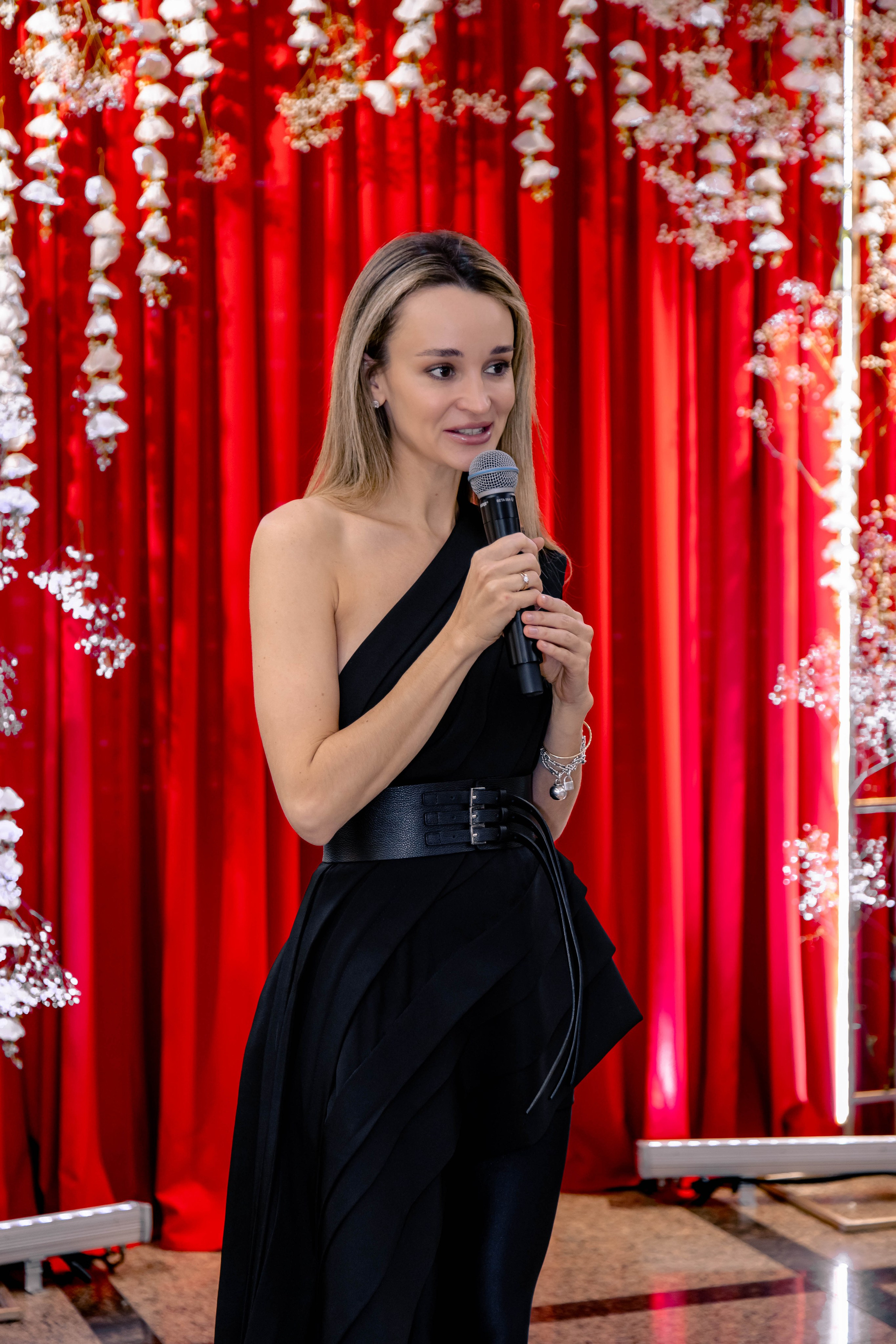 ЗОЛОТОЕ ВРЕМЯ ЛЮКС. МЕДИА-РЕСУРС ХАБАРОВСК / Фотоотчеты / Репортажи / События