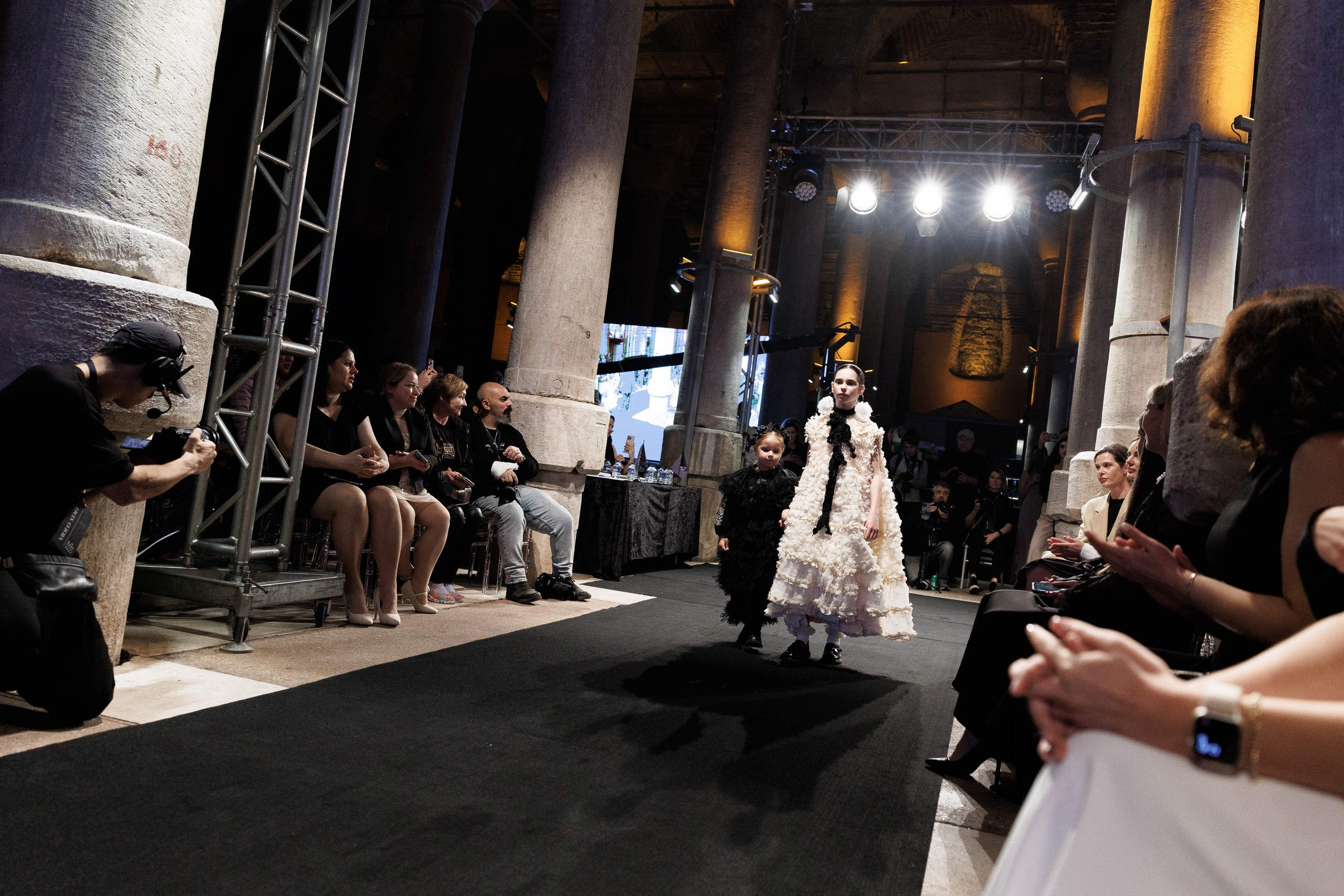 IFB-показ. About