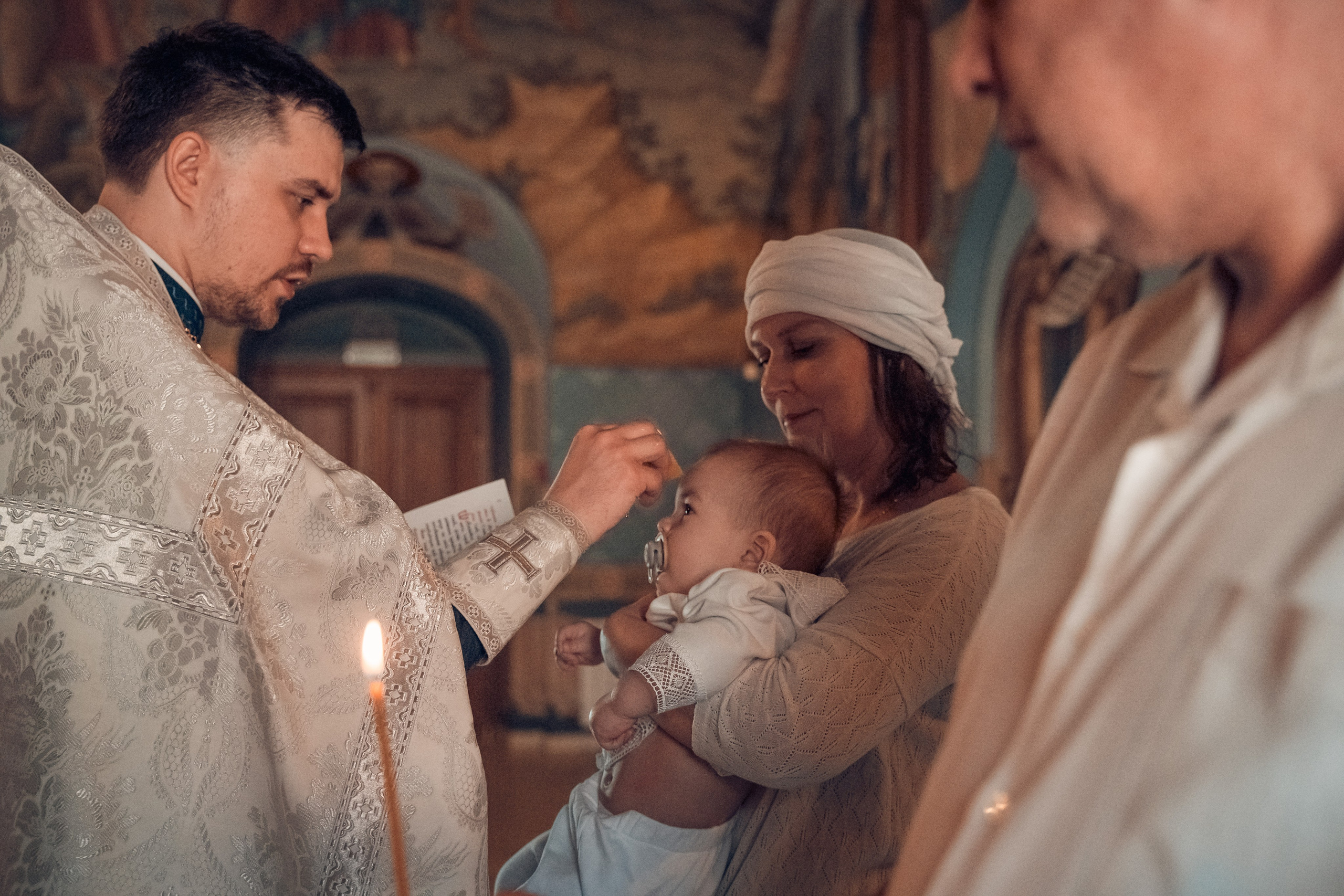 Крещение Михаила, Свято-Троицкий кафедральный собор, г. Саратов. Семейный фотограф в Саратове