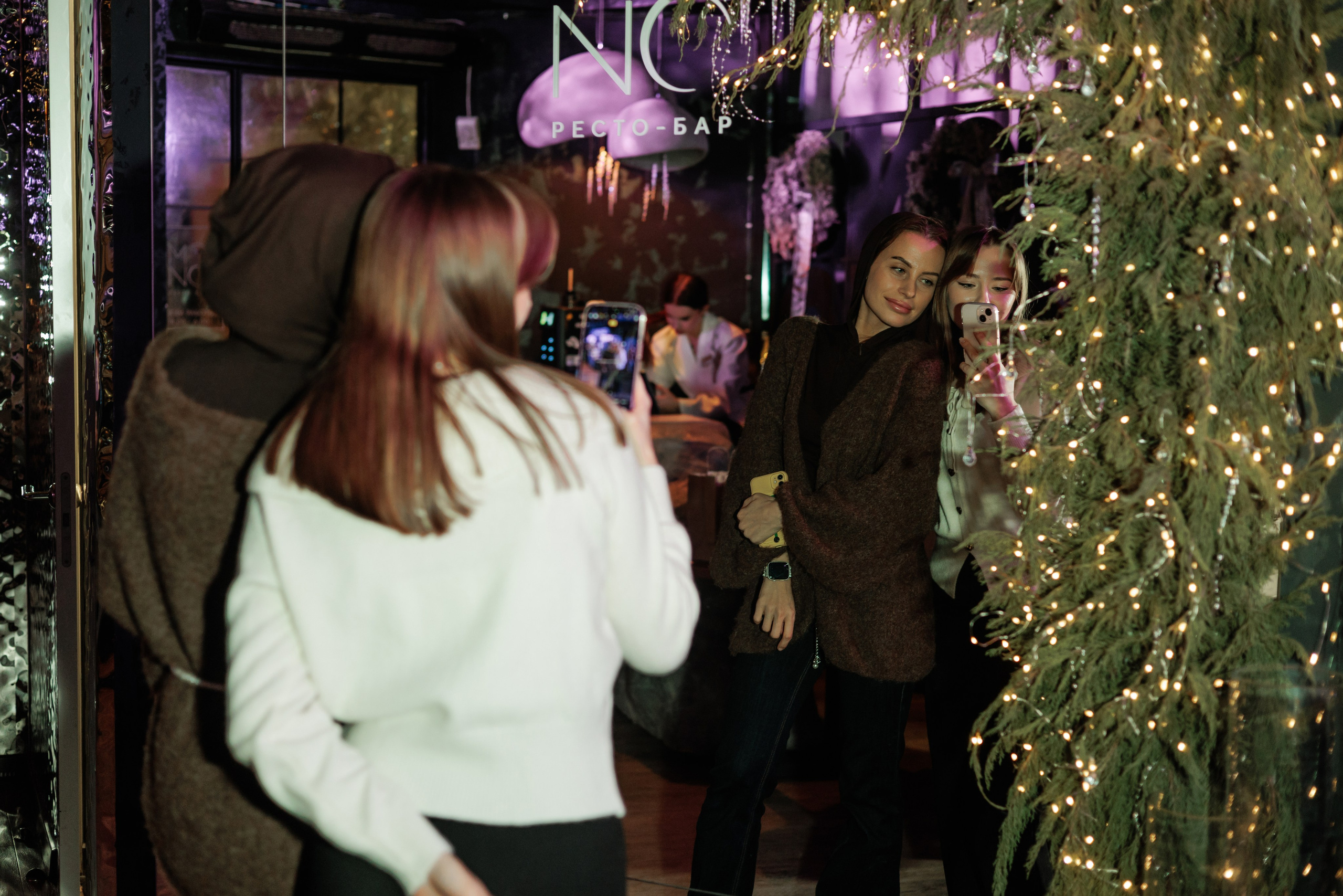 Репортаж Mona. Фотограф Саратов Анастасия