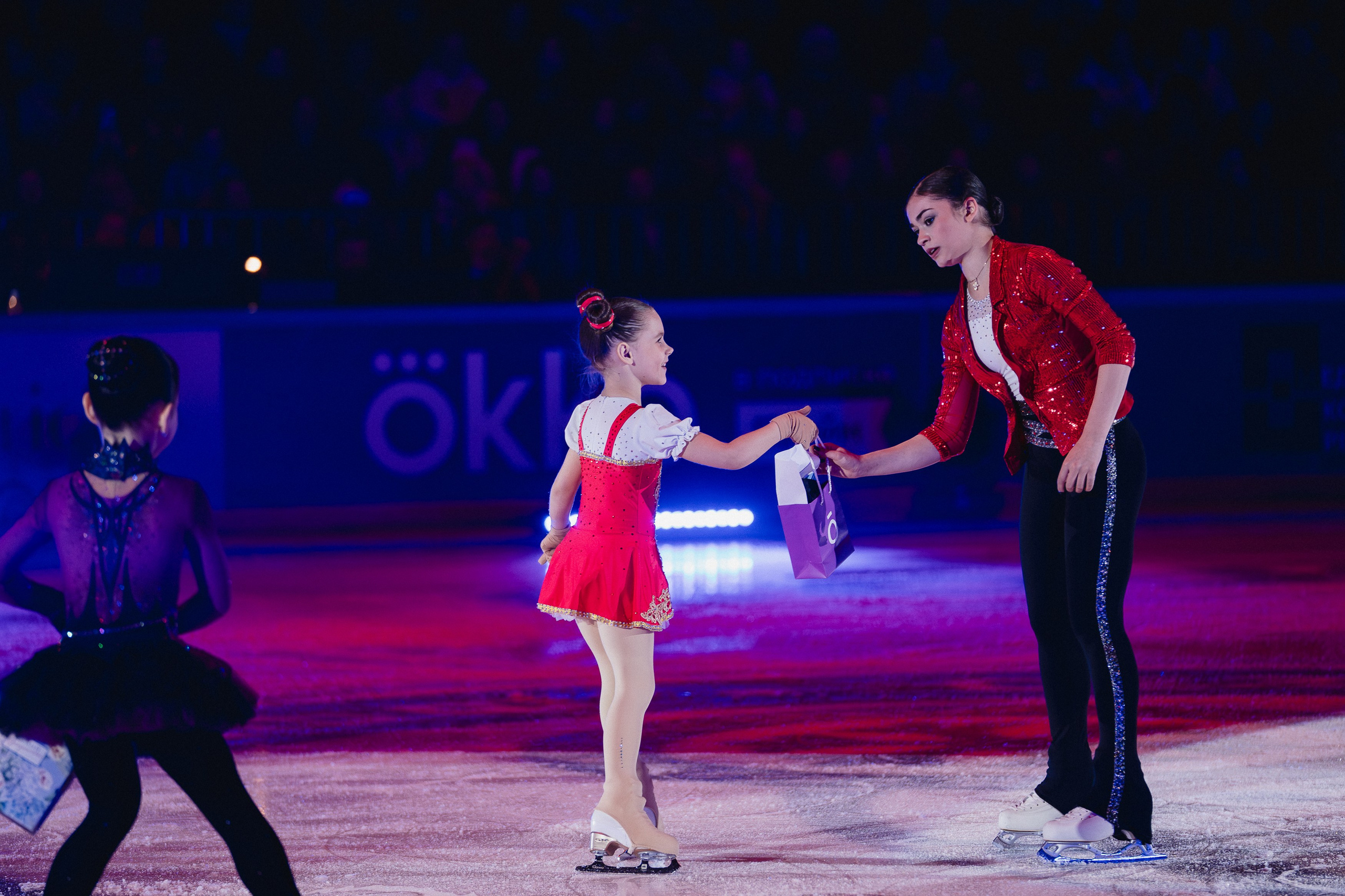 Шоу Этери Тутберидзе в Новосибирске. Воробьева Ксения — Спортивный и танцевальный фотограф Новосибирск