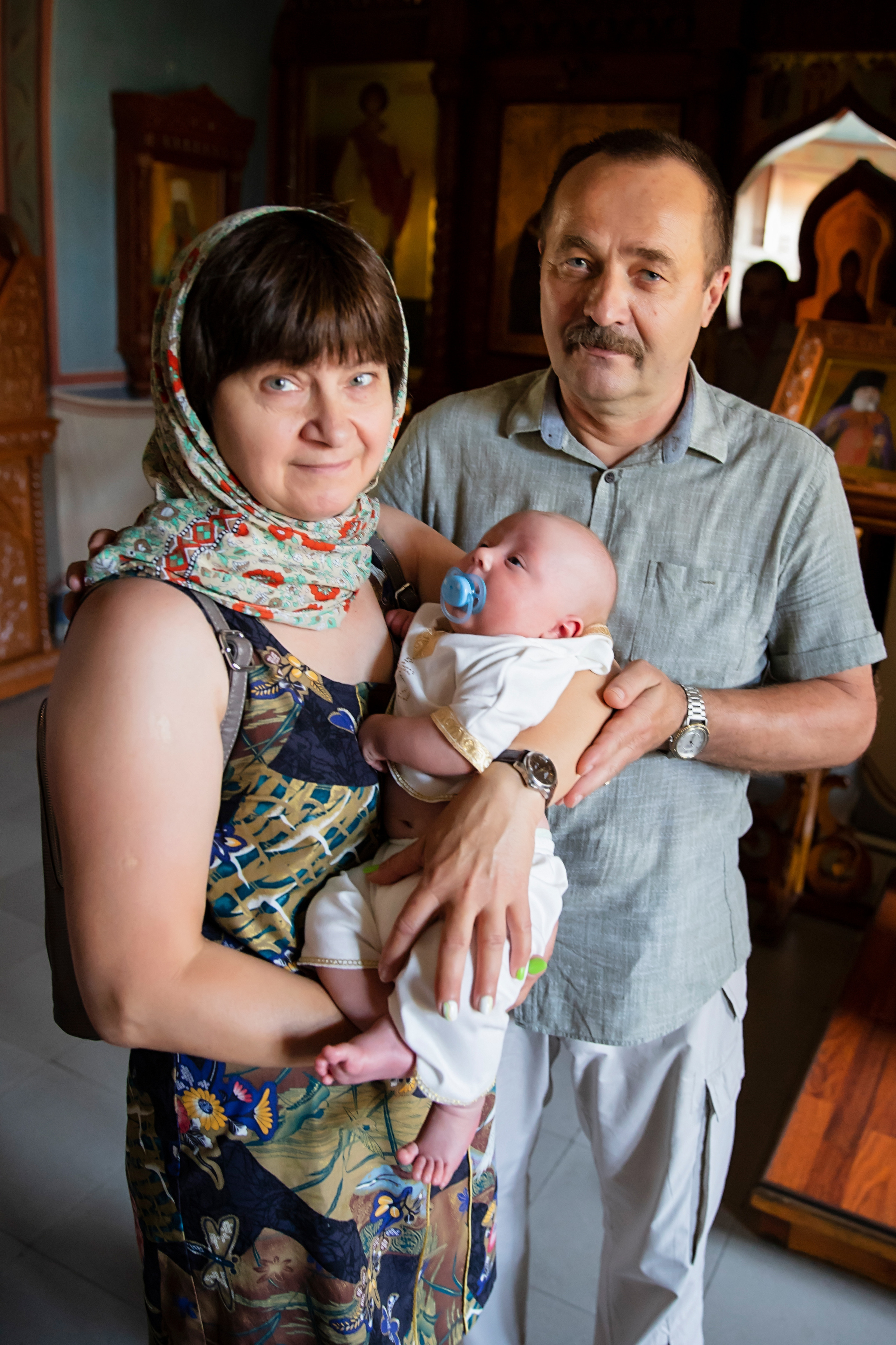 Крещение Владимира. Семейный фотограф в Туле Яна Денисова — семейная фотосессия