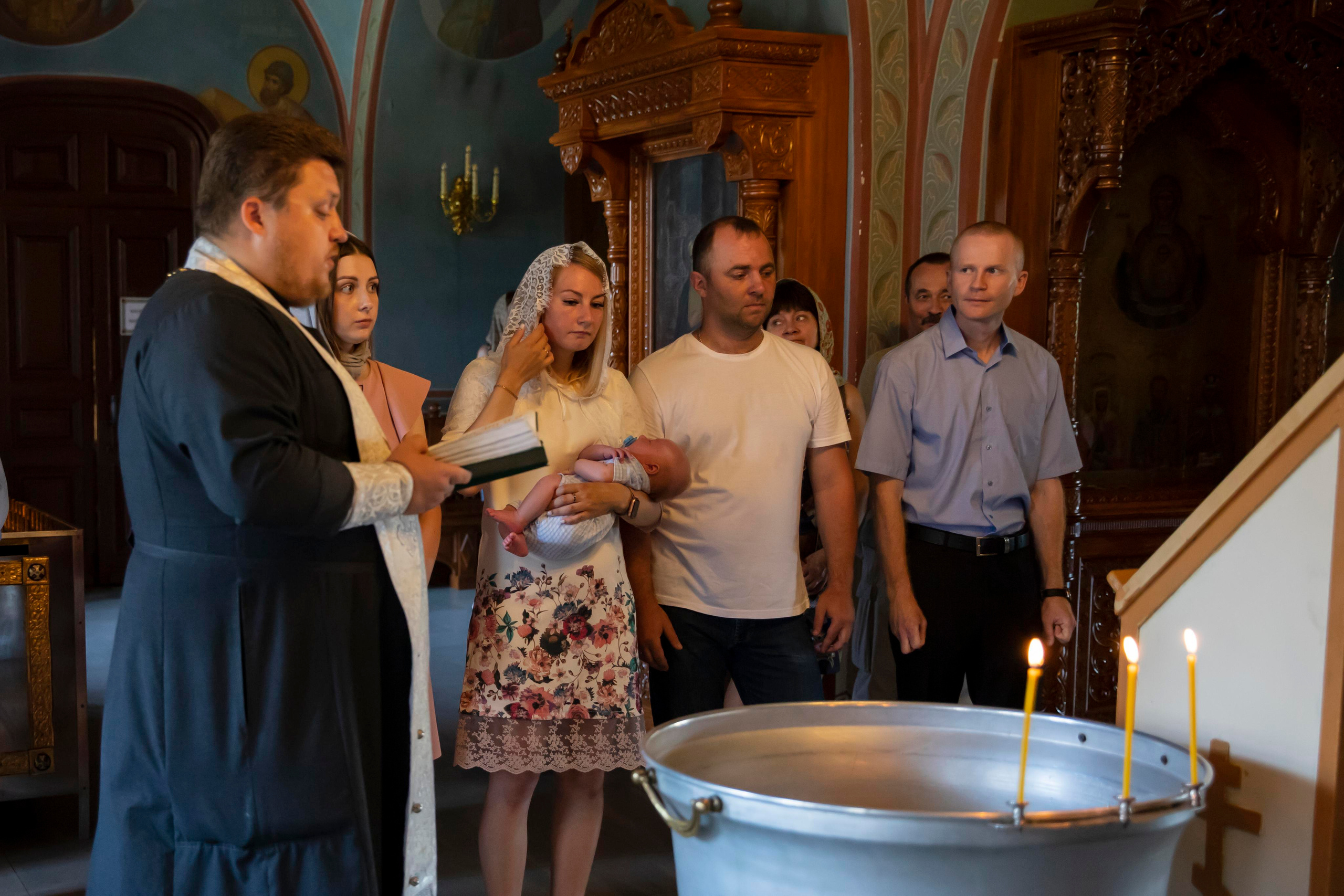 Крещение Владимира. Семейный фотограф в Туле Яна Денисова — семейная фотосессия