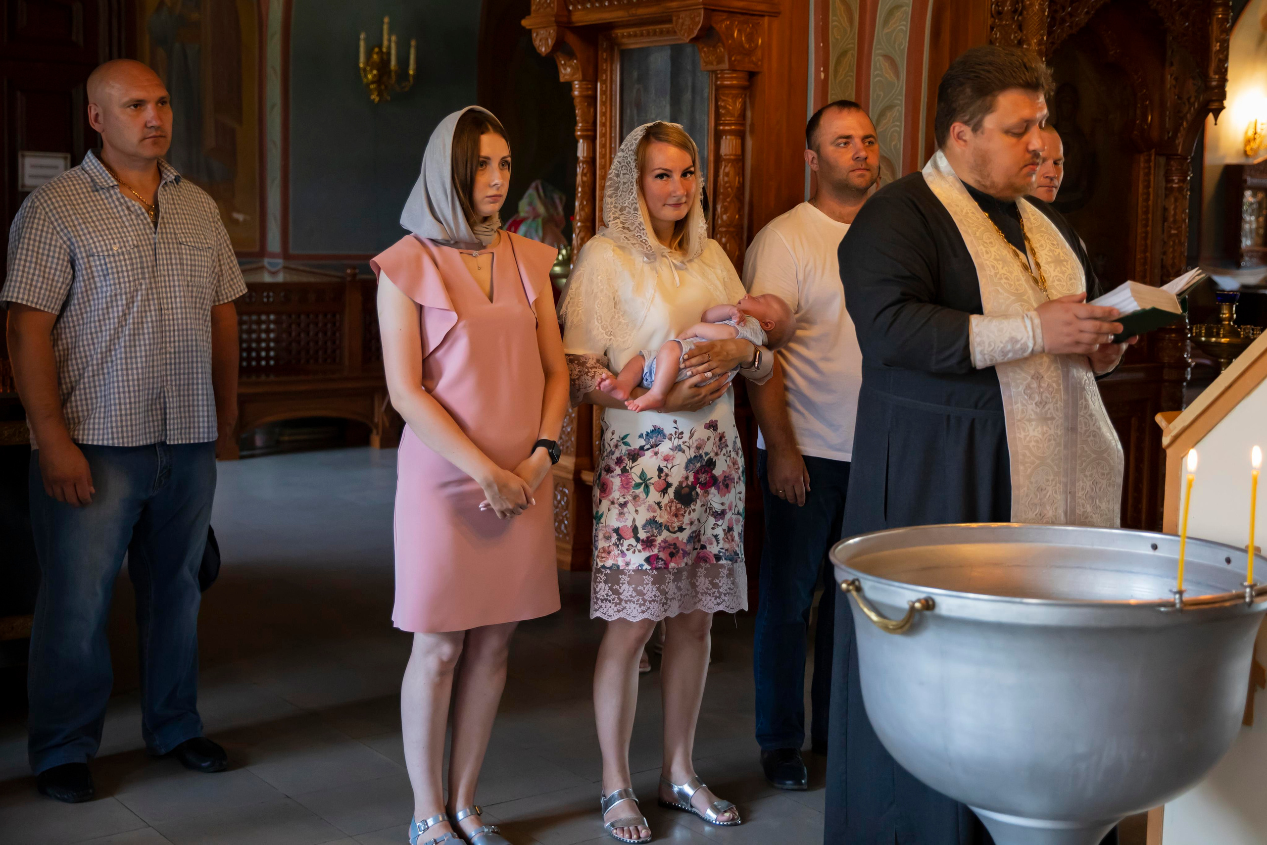 Крещение Владимира. Семейный фотограф в Туле Яна Денисова — семейная фотосессия