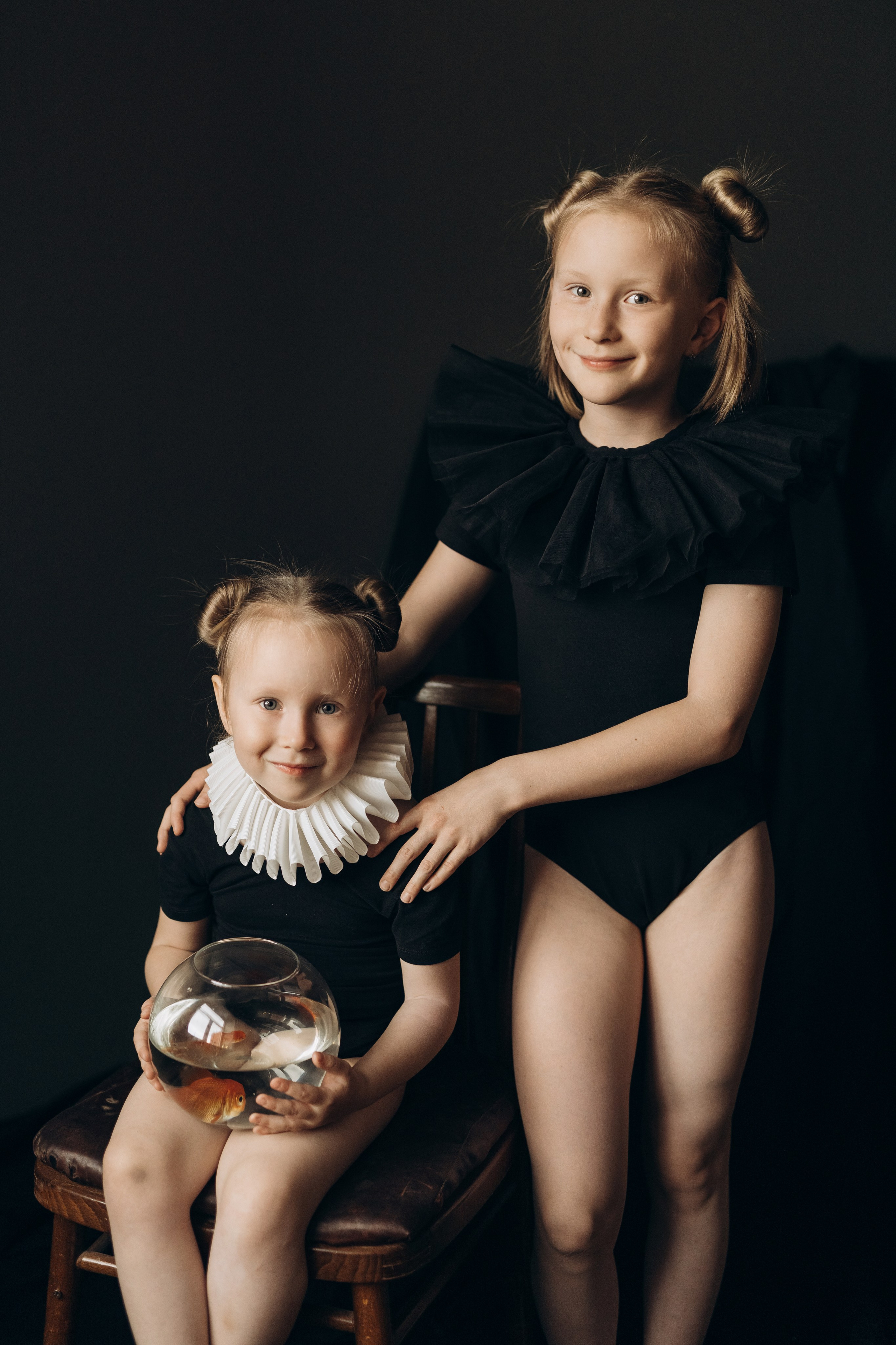 Сёстры. Фотограф Людмила Оюн