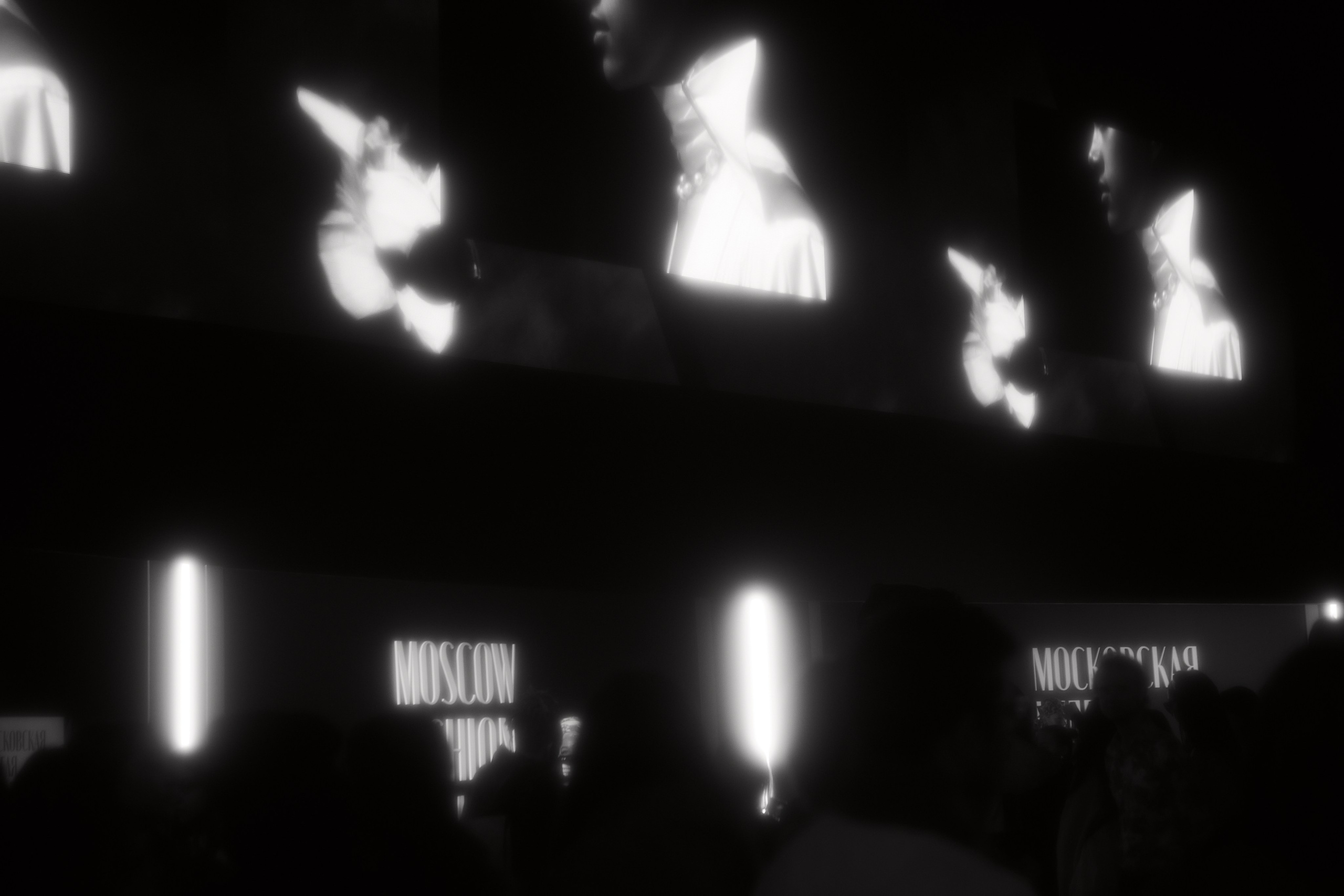 Неделя Моды в Москве Октябрь 24 Бэкстейдж. Фотограф в Мурманске Оксана Черноморец