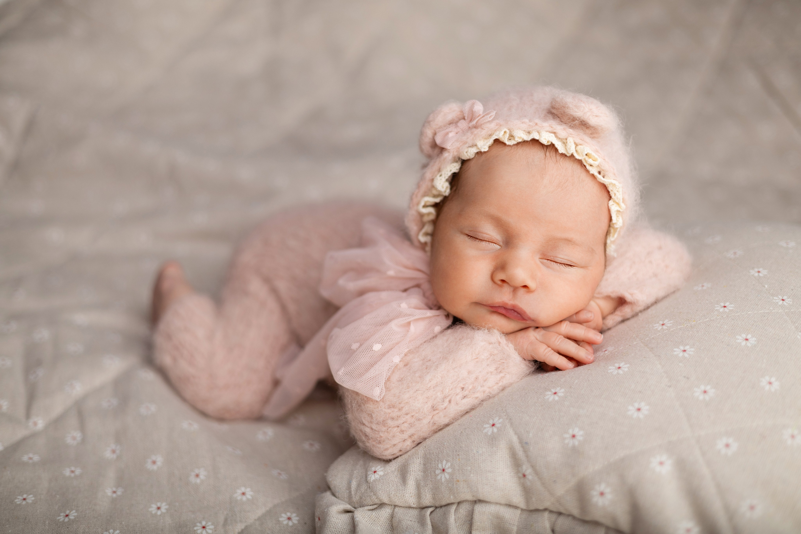 Ева. Лилия Алтухова — фотограф новорожденных в Москве и области