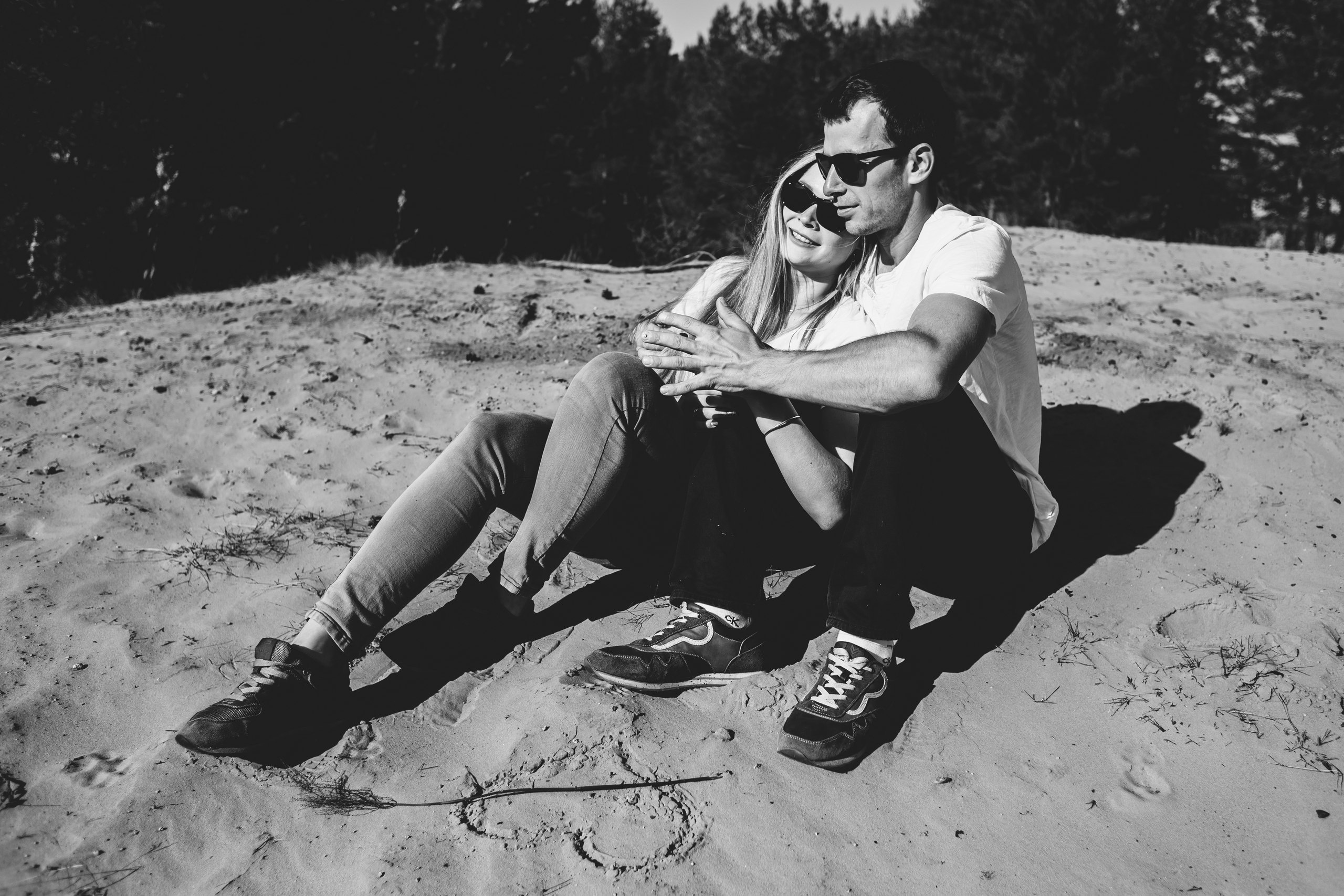 Фотосессия лав стори в лесу. Свадебный фотограф в Витебске Дмитрий Кувшинов