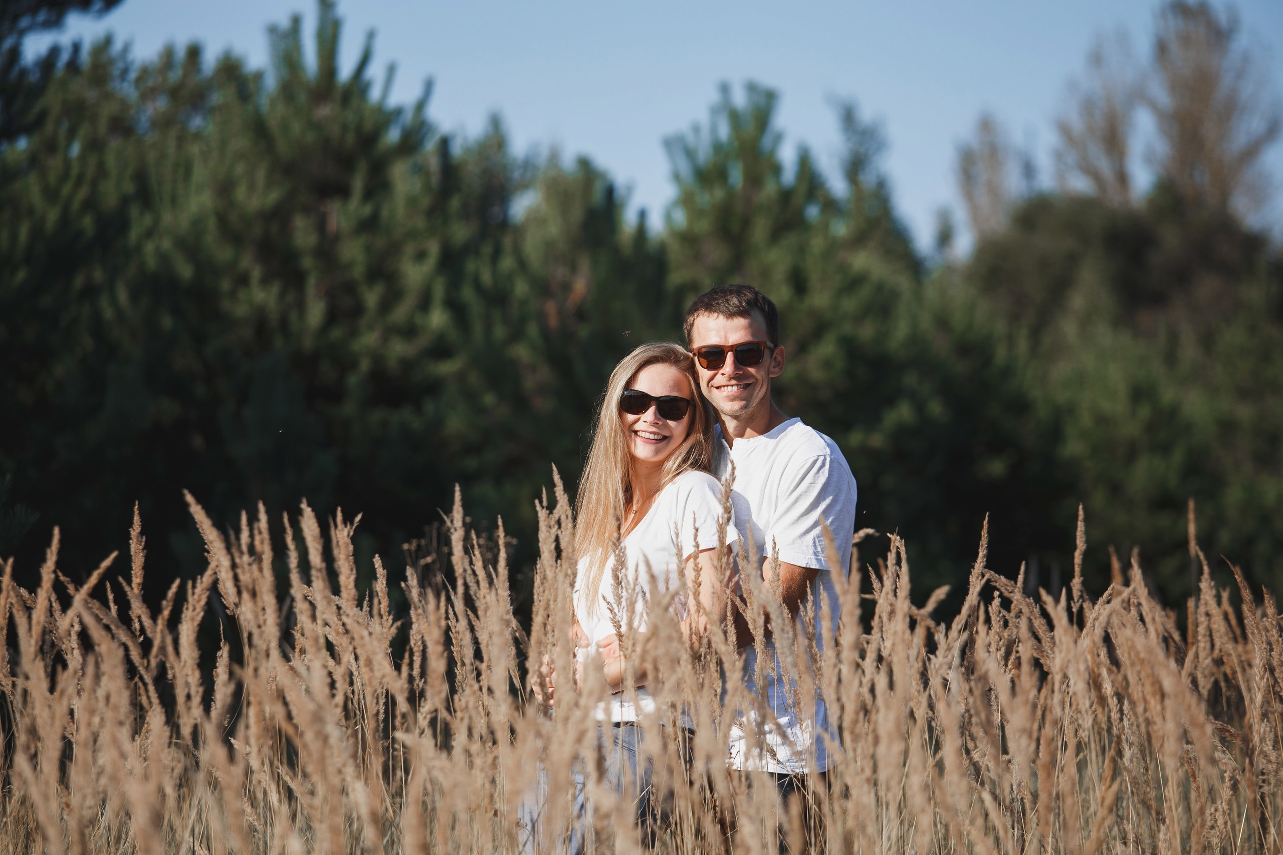 Фотосессия лав стори в лесу. Свадебный фотограф в Витебске Дмитрий Кувшинов