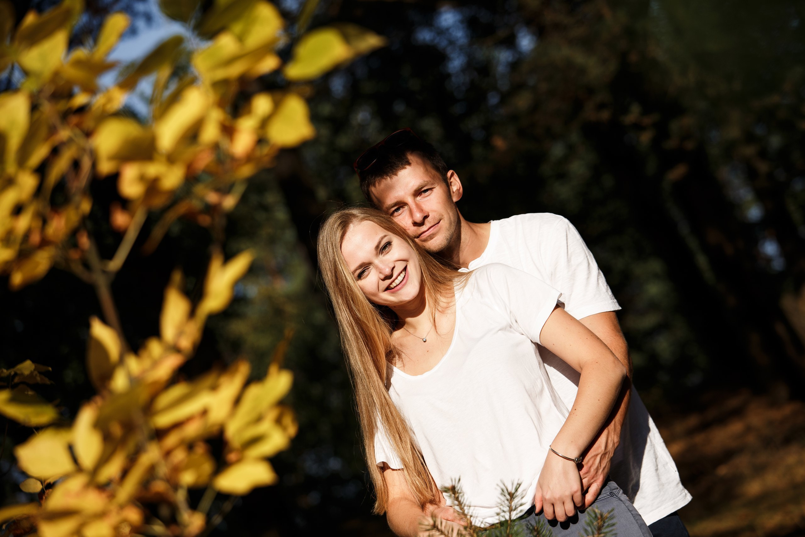 Фотосессия лав стори в лесу. Свадебный фотограф в Витебске Дмитрий Кувшинов