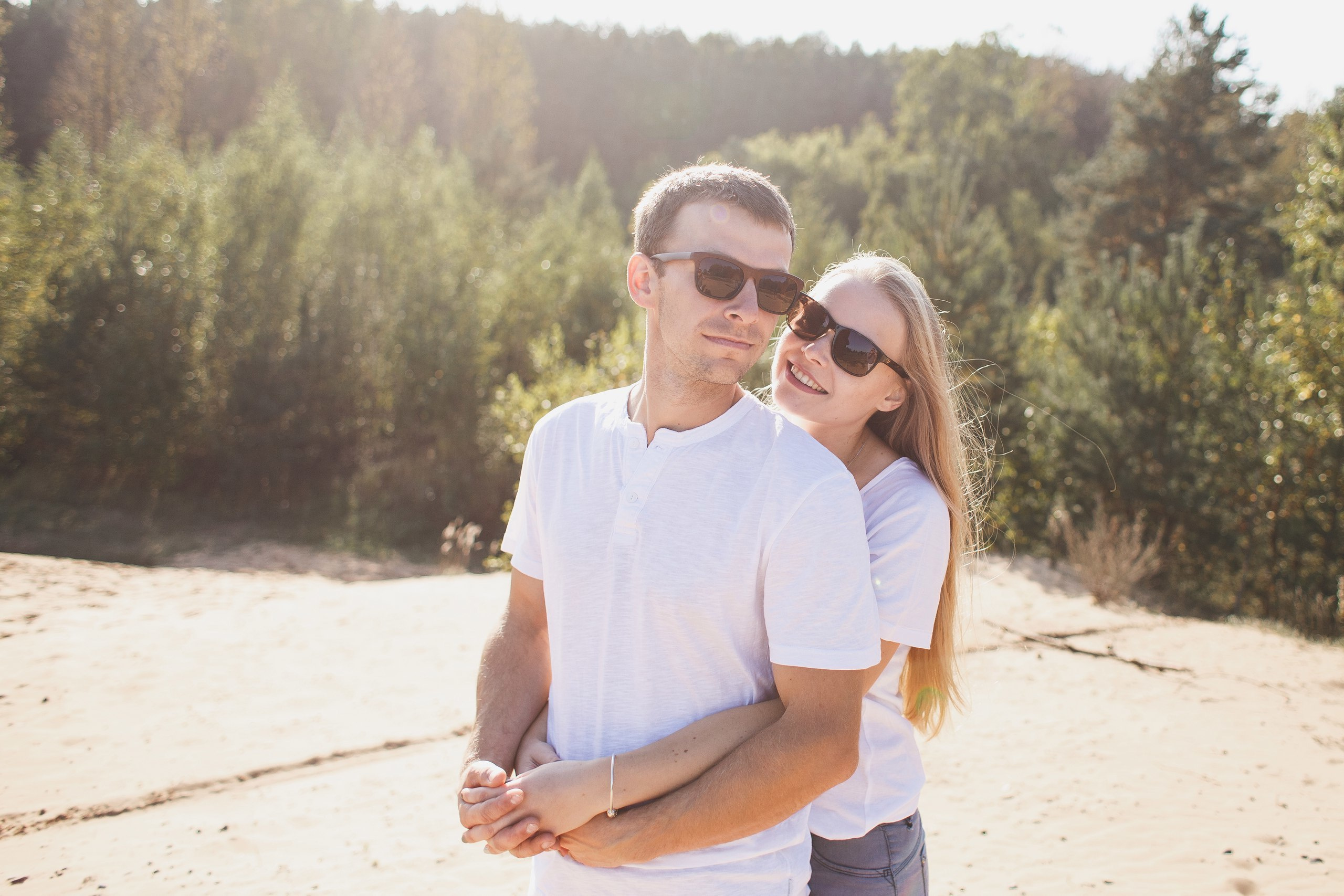 Фотосессия лав стори в лесу. Свадебный фотограф в Витебске Дмитрий Кувшинов