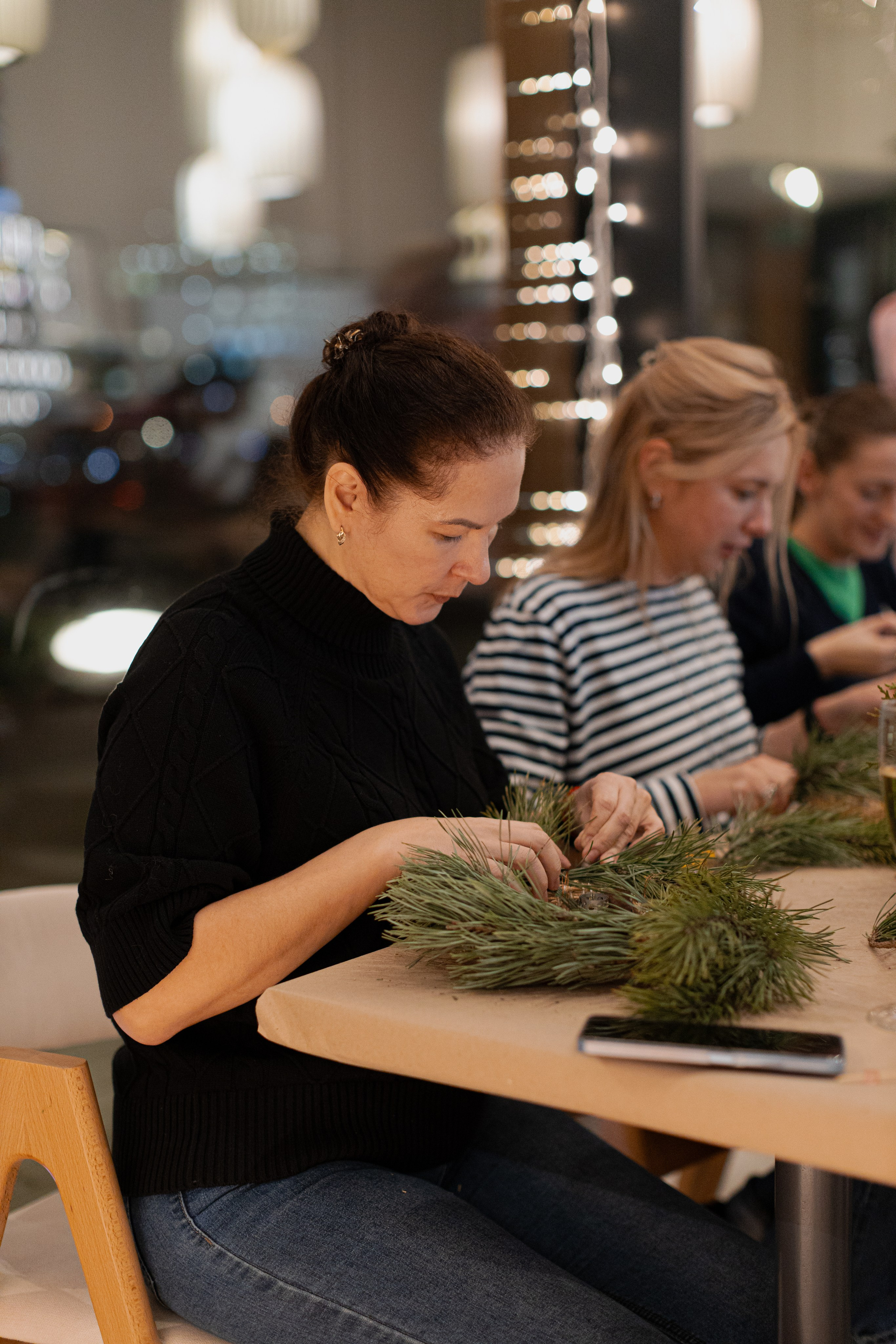 Мк свечи и венок (новогодний корпоратив). Анастасия Ракчеева Художник