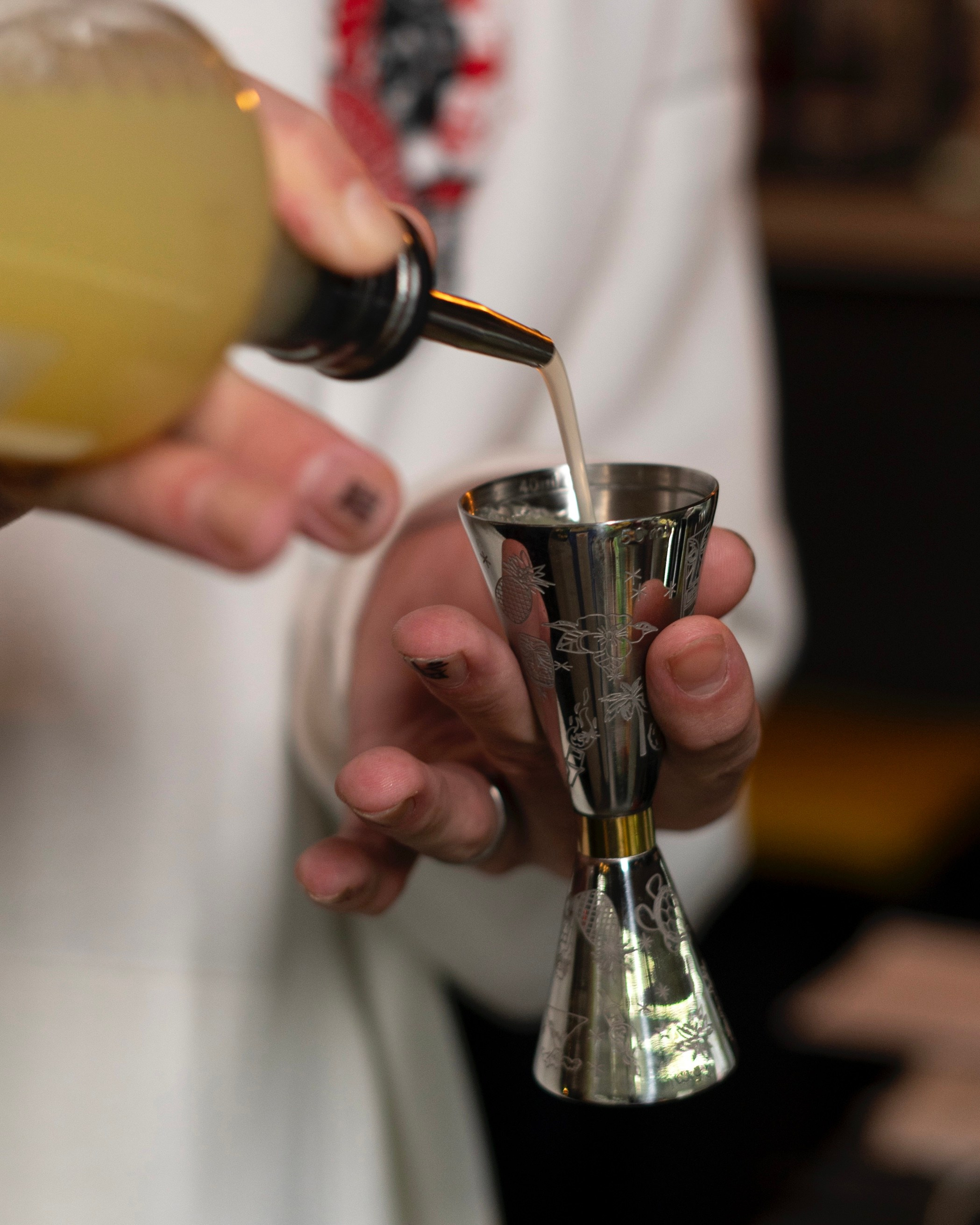 Бар девчонки. Фотограф Александра Волкова | Волгоград