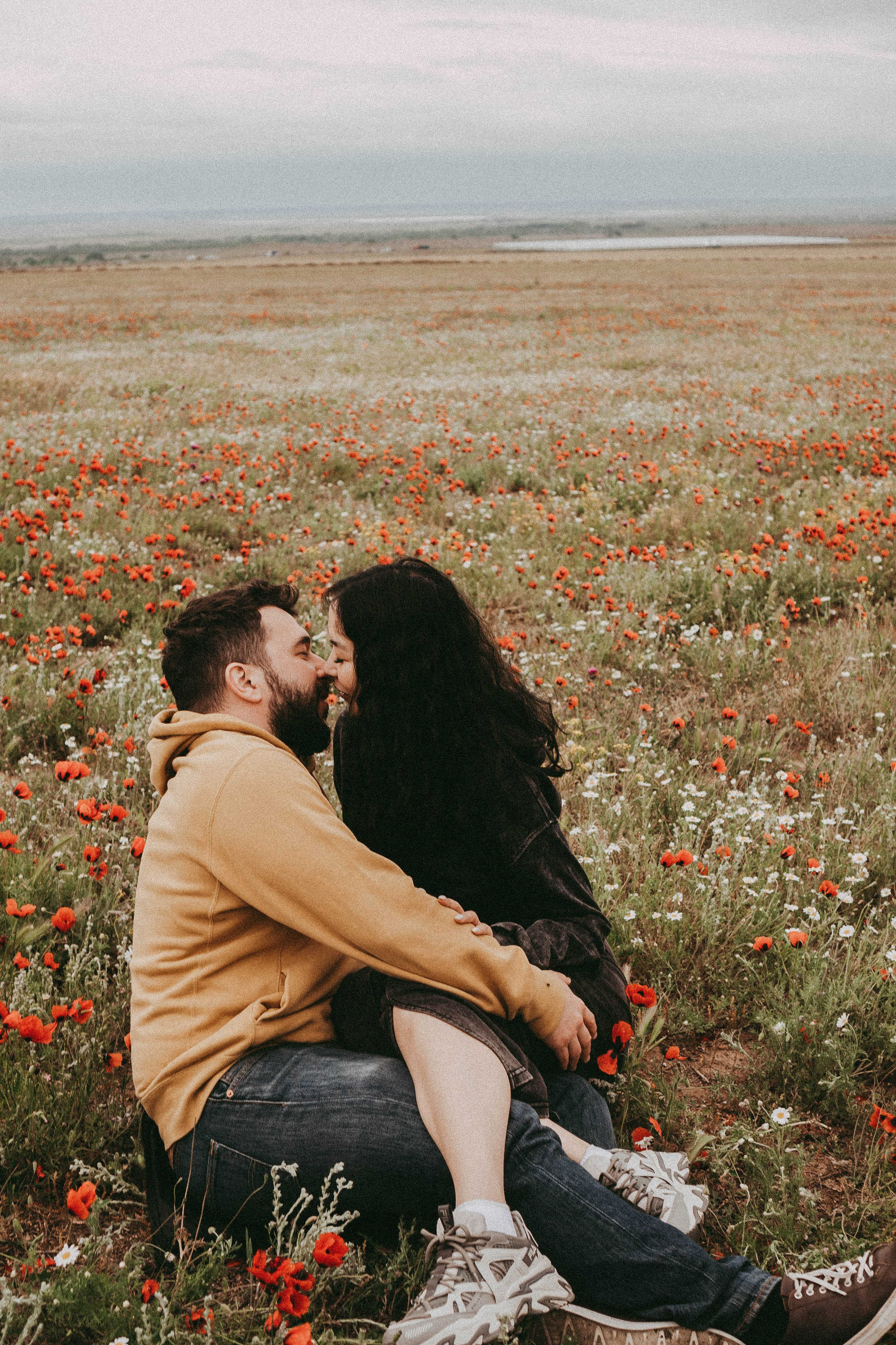 Любовь в маковом поле. Профессиональный фотограф, Санкт-Петербург — Виктория Богомолова