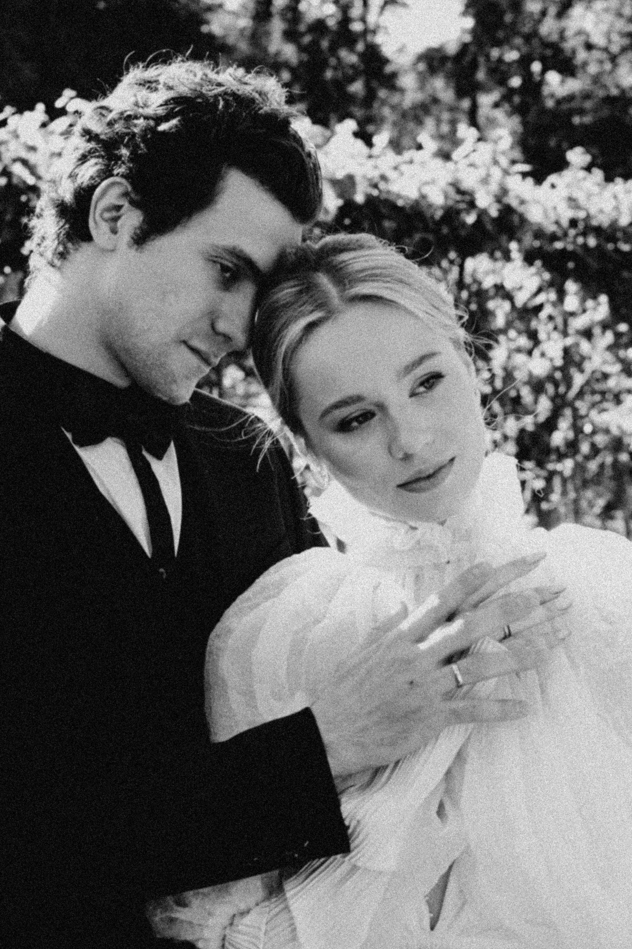 СВАДЕБНАЯ СЬЕМКА В ПАРКЕ ОРАНИЕНБАУМ. Профессиональный фотограф, Санкт-Петербург — Виктория Богомолова