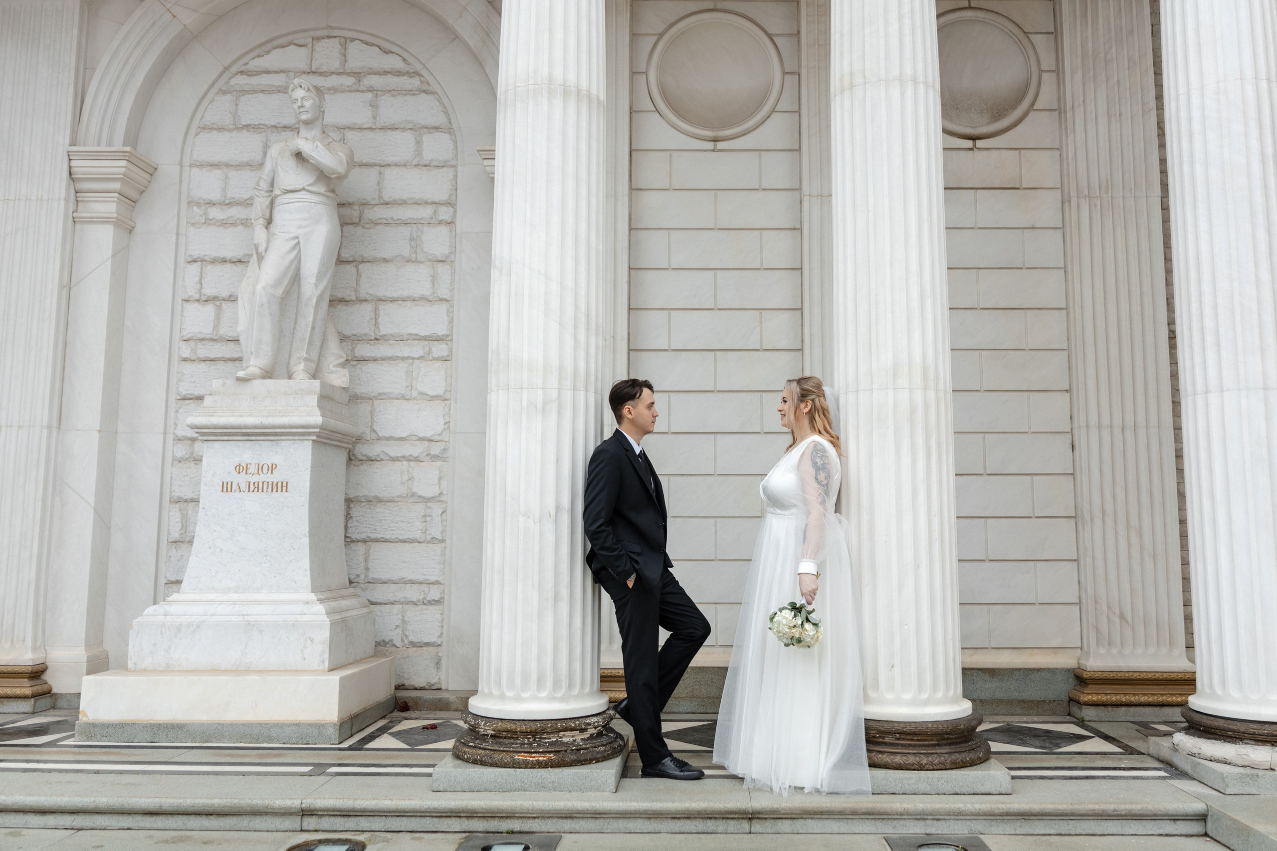 Памятник Ф. И. Шаляпину (Ленина, 14). Свадебный фотограф в Уфе Лилия Сова