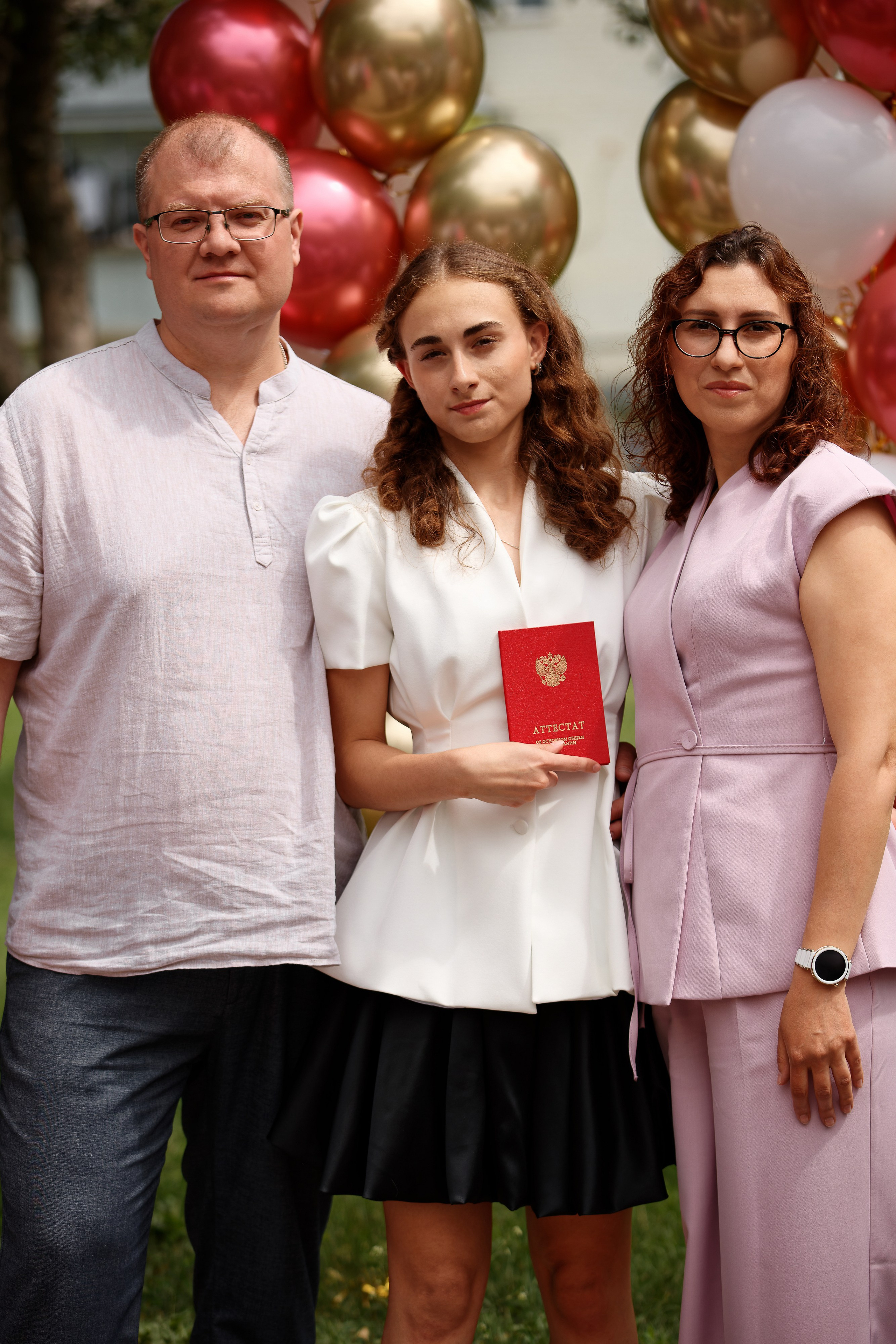 Вручение аттестатов Школа № 57. Семейный фотограф — Макс Белогрудов