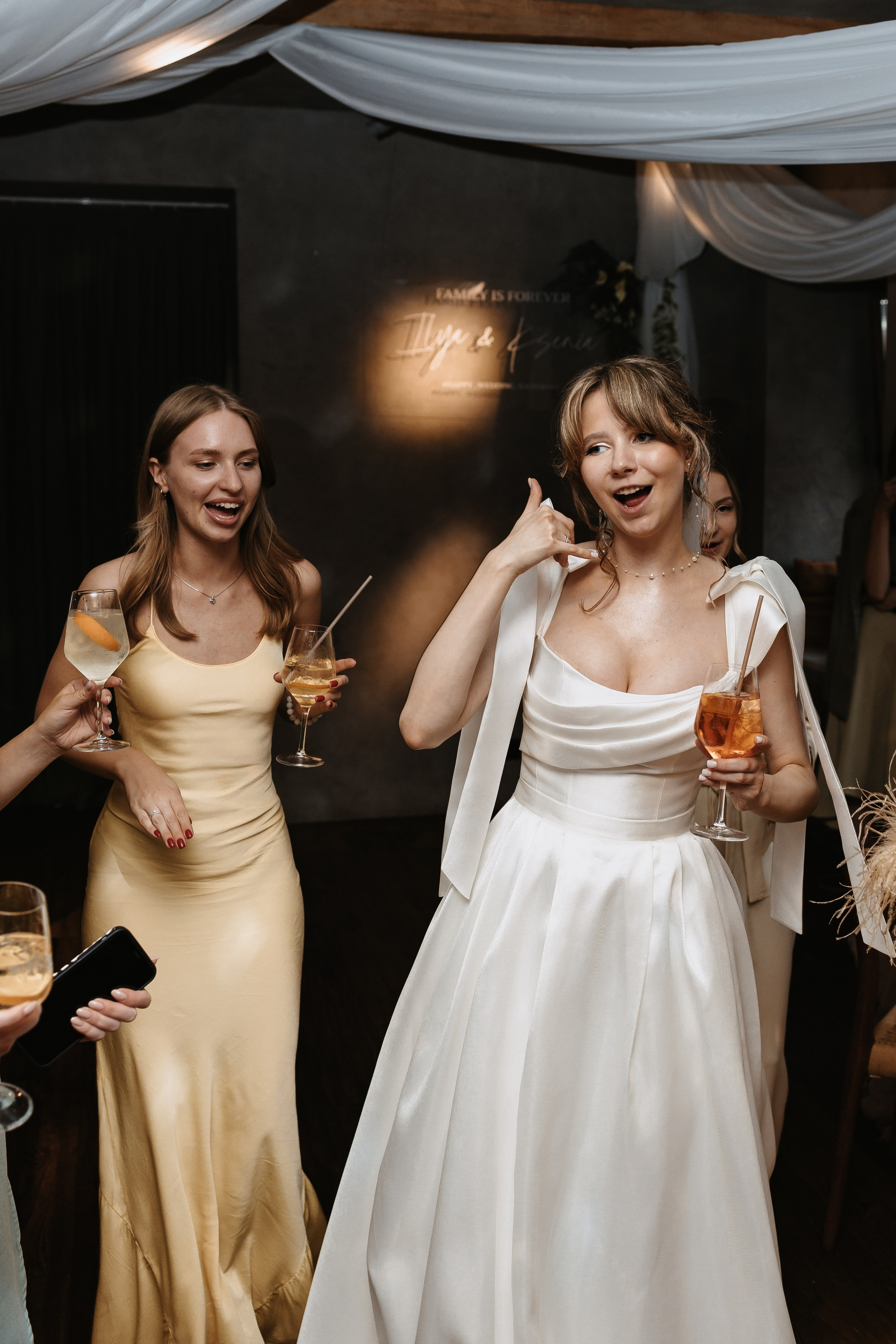 Илья и Ксюша (2024). Свадебный и семейный фотограф в Москве Яна Шувалова