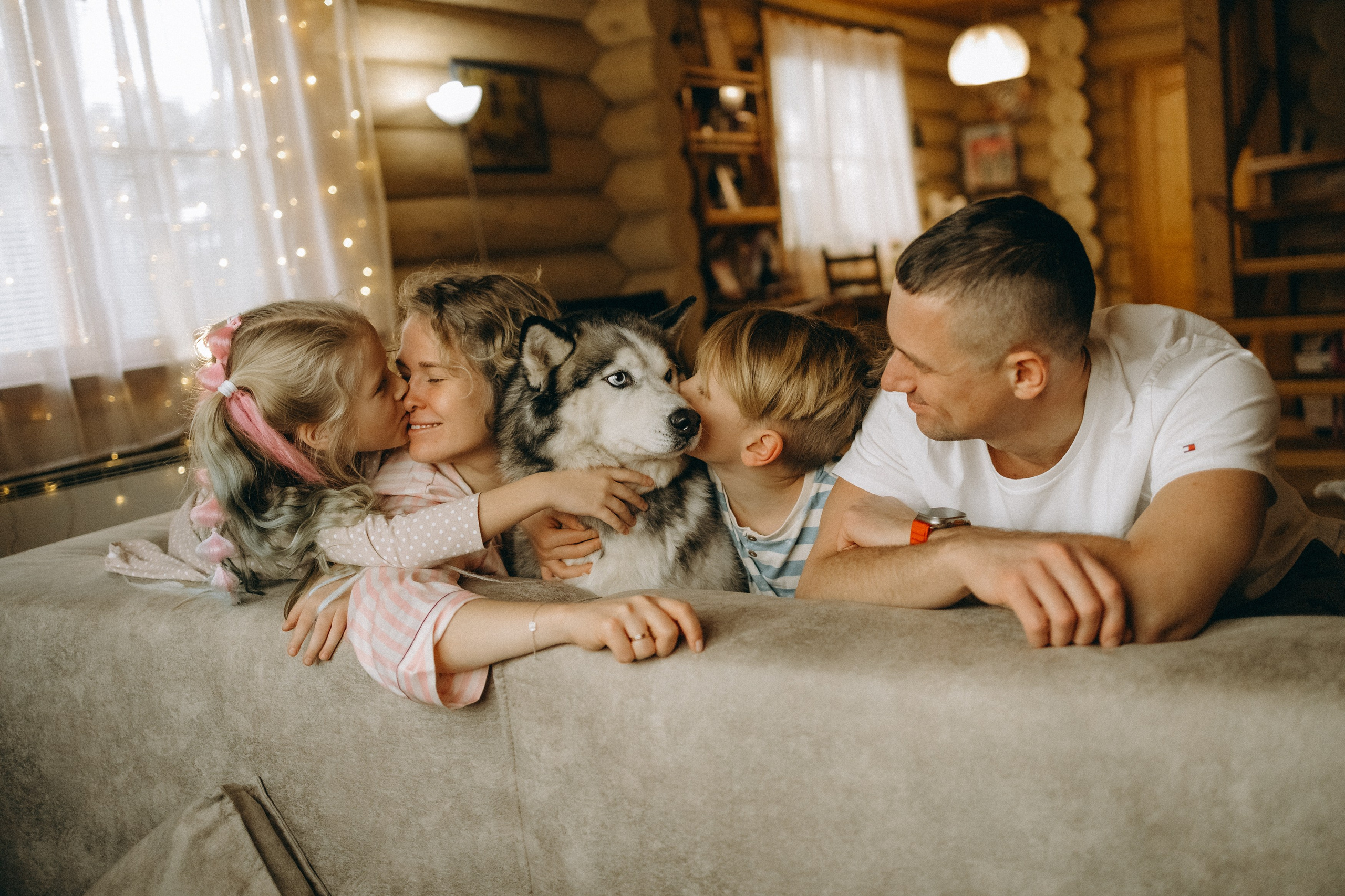 Федя, Лида, Леша, Катя. Главная