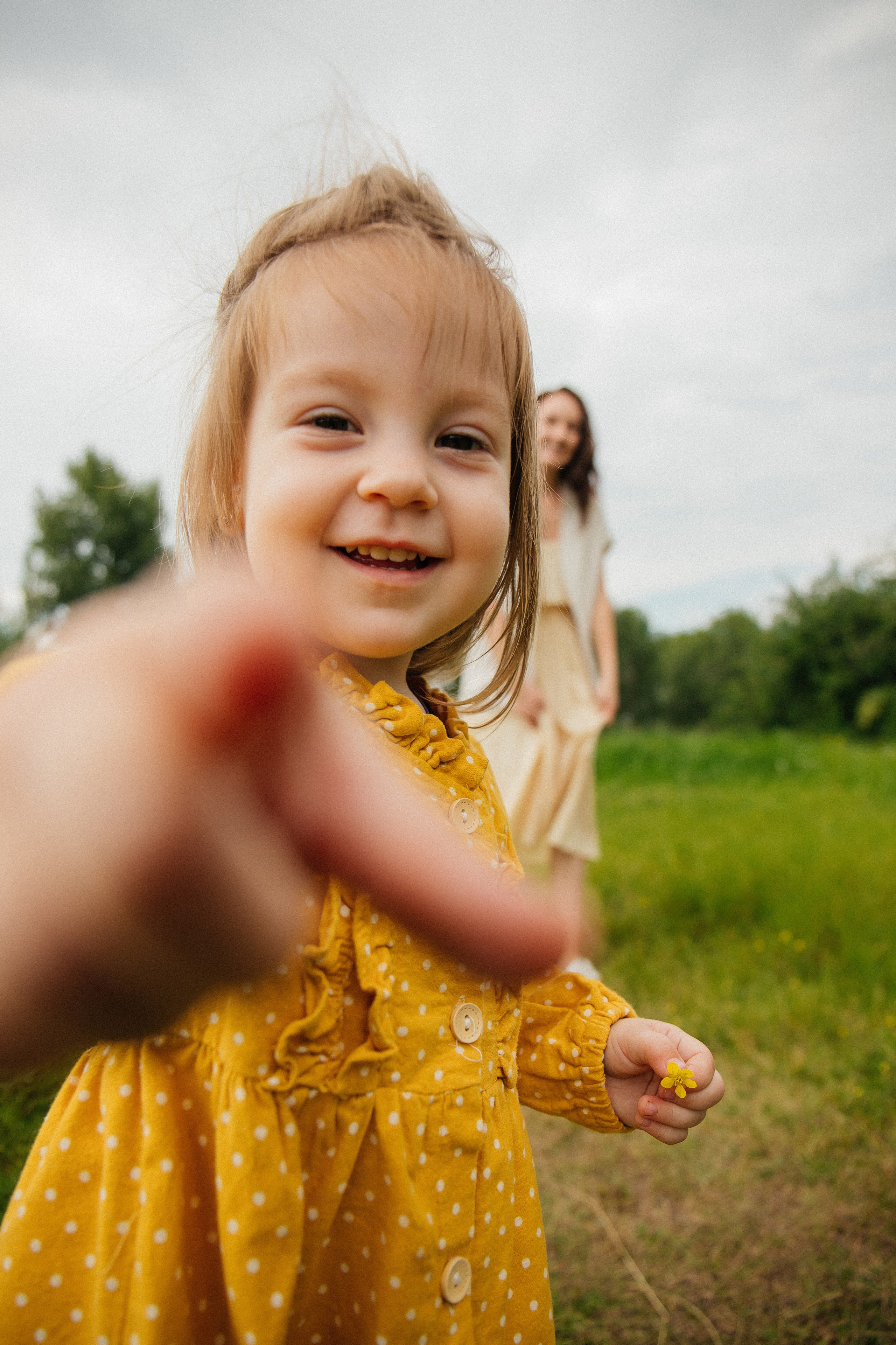 Летние девочки: Любовь и Кира. 