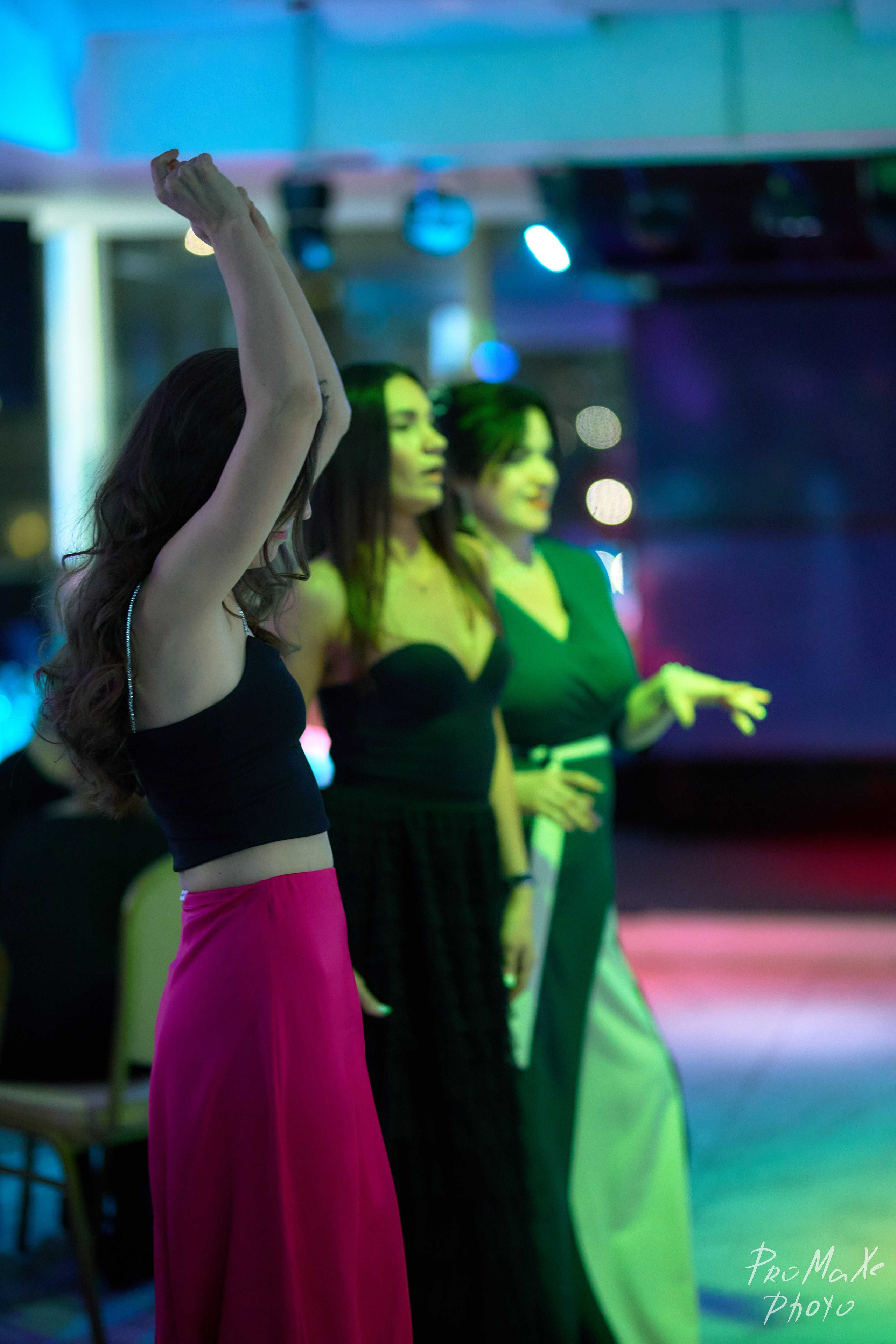 Зал КРАСА МАСС-МЕДИА ЧУВАШИИ. Владимир Суздалов (ProMaXe) — Портретный фотограф, тематические фотосессии в Чебоксарах