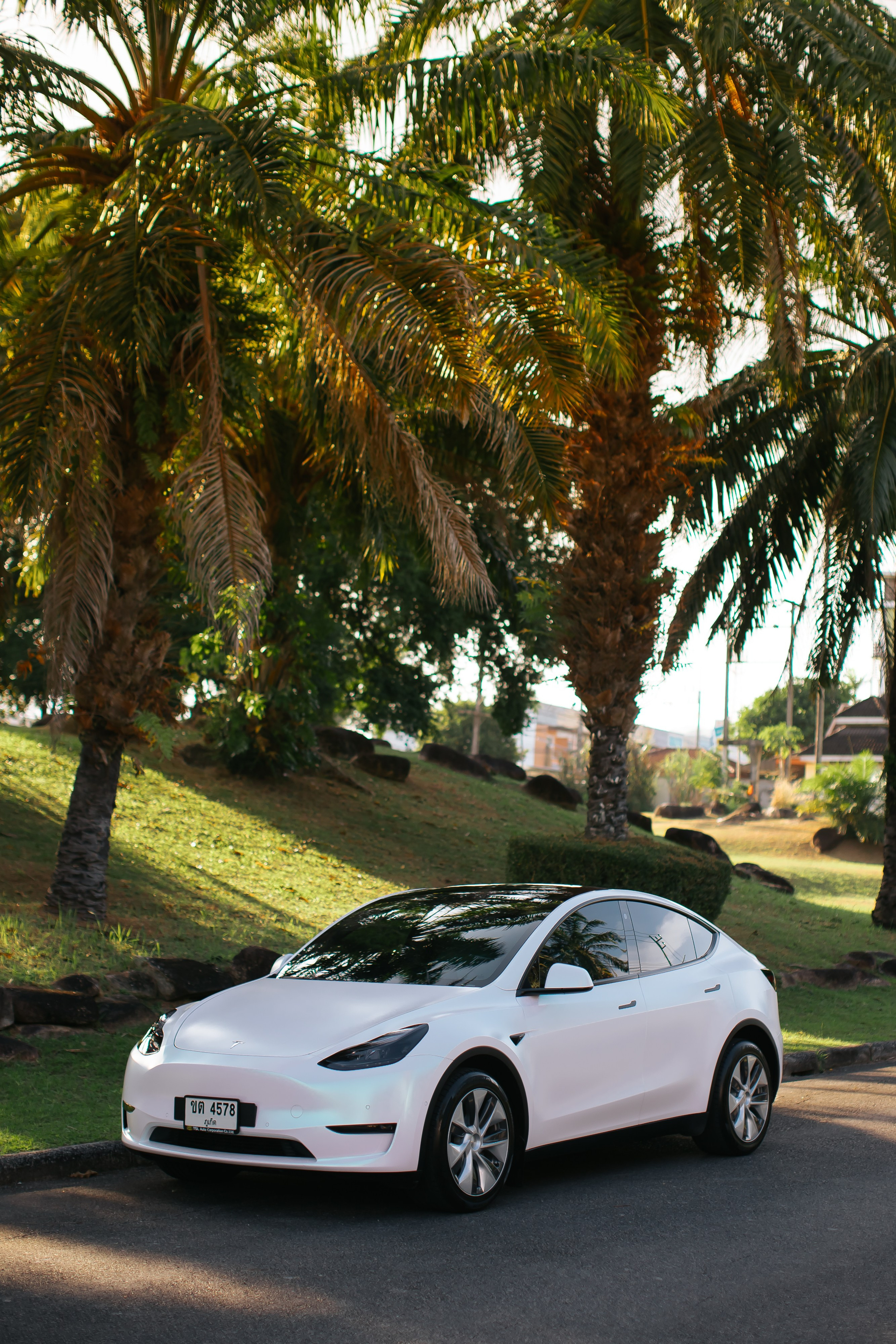 Tesla Model 3 Pearl. Фотограф в на Пхукете Сергей Войлоков