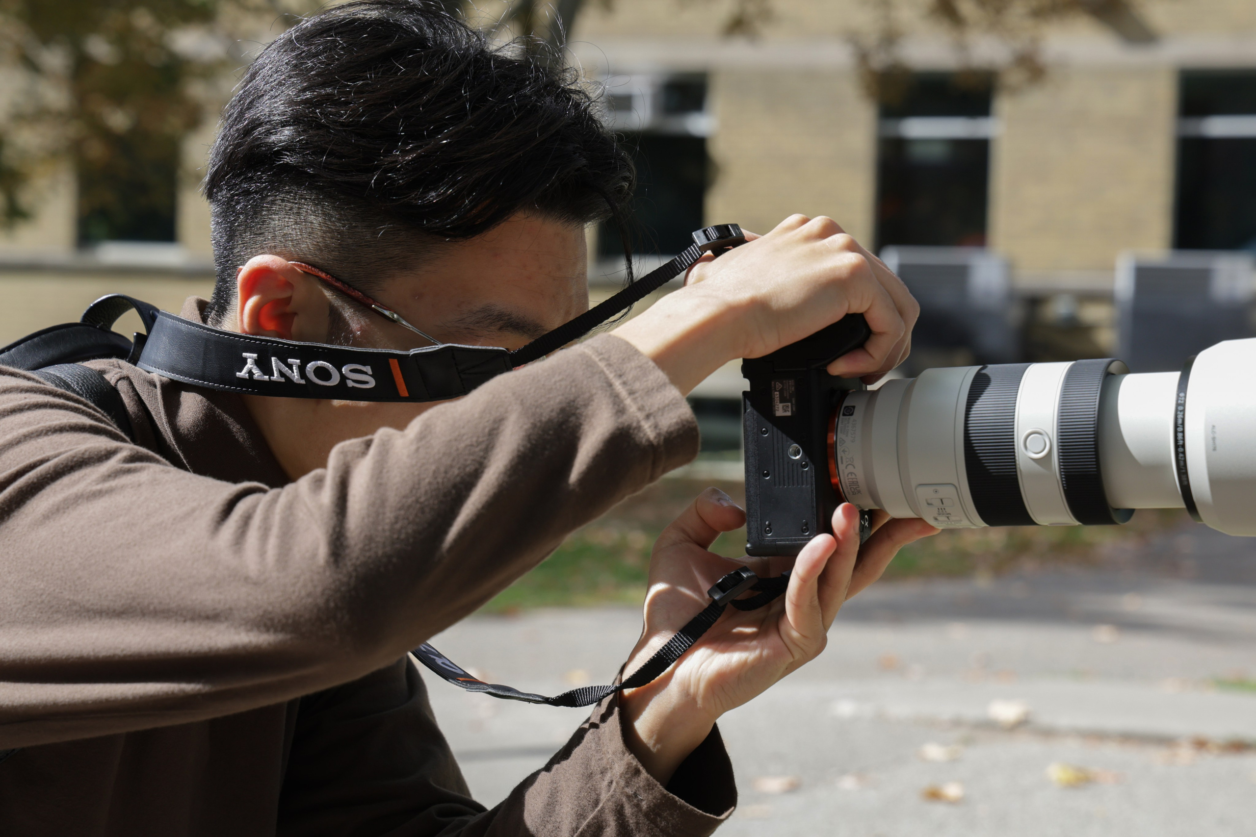Queen St West Art Crawl. Portrait photographer based in Toronto — Blinova Mariia