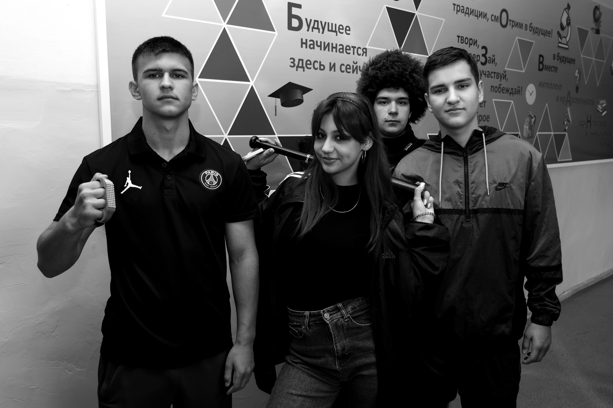 11 класс день не послушания в школе. Фотограф Любовь Корниенко, Примоский край