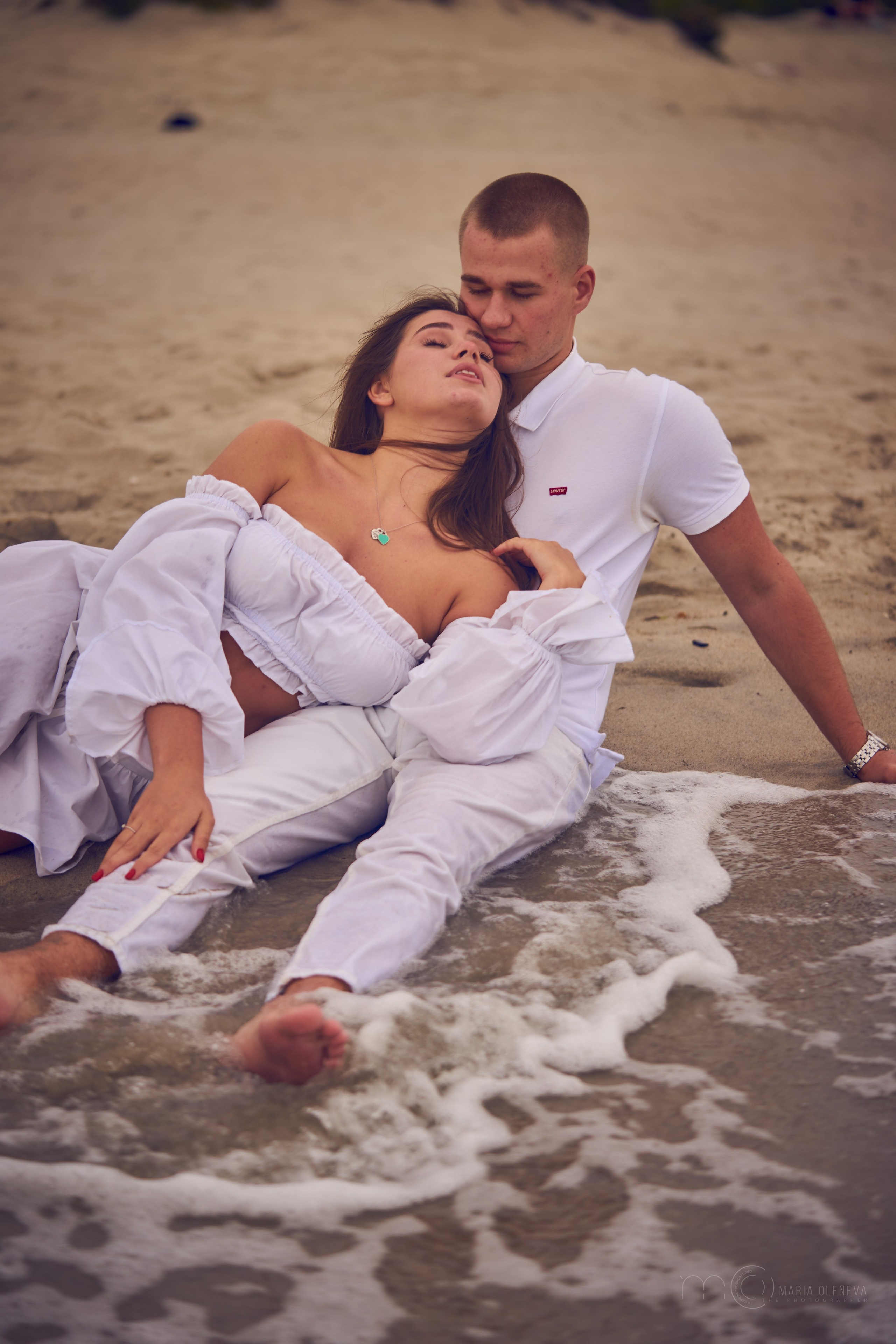 У моря. Фотограф Мария Оленева