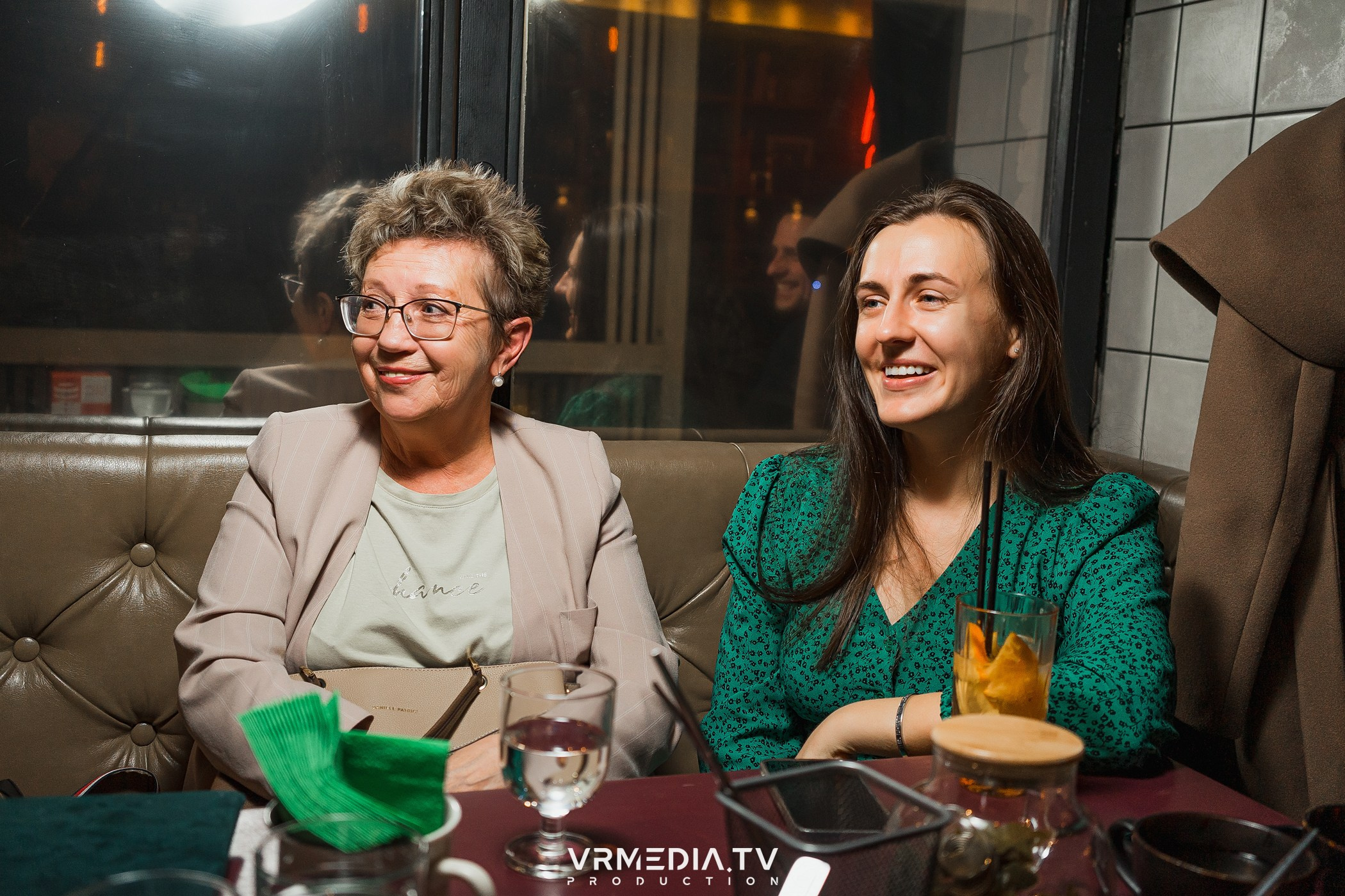 Art Talk с Настоящим Квартирником в баре «Supreme»