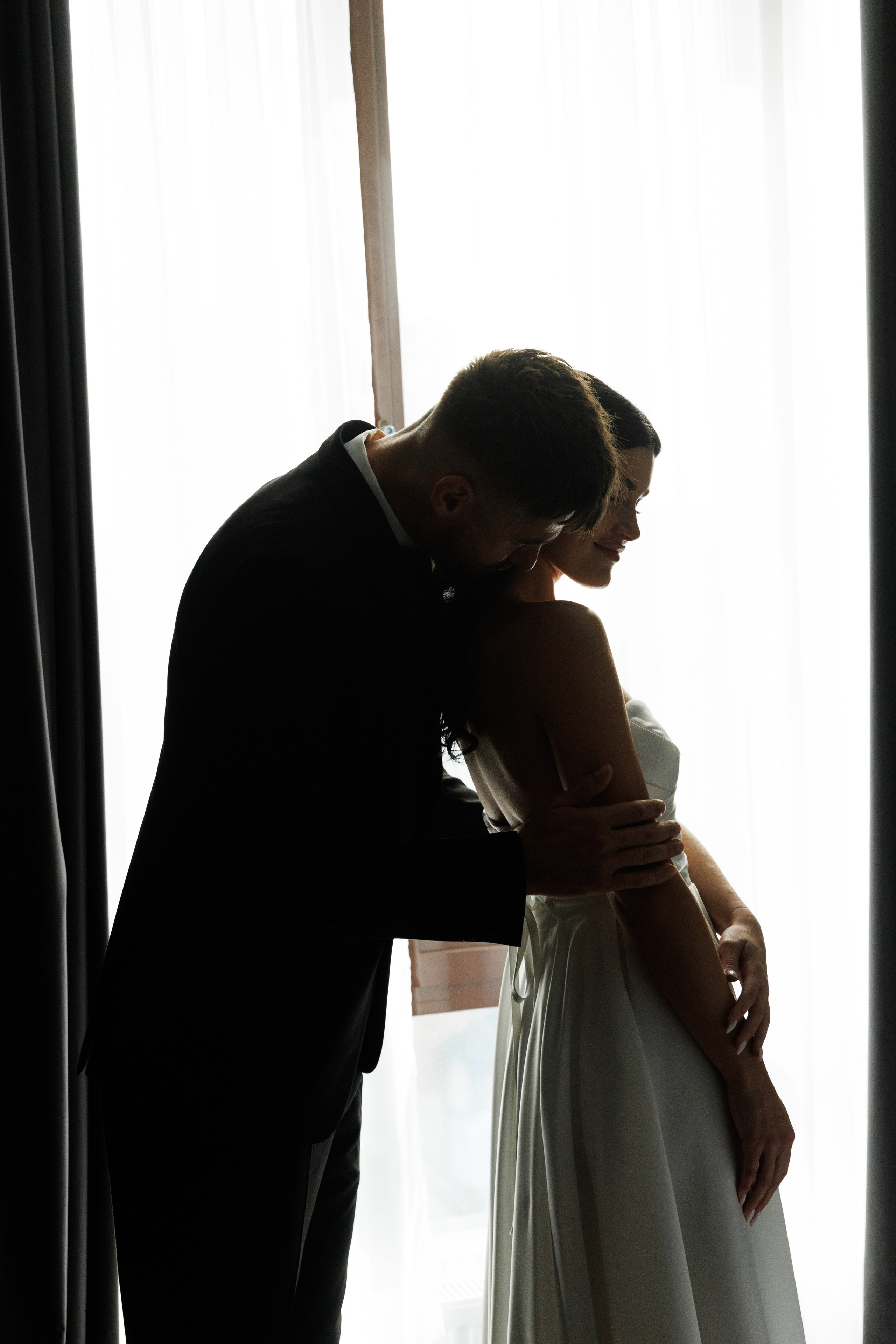 Камерная свадьба Остапа и Юлии. Свадебный фотограф Бакрымова Валентина