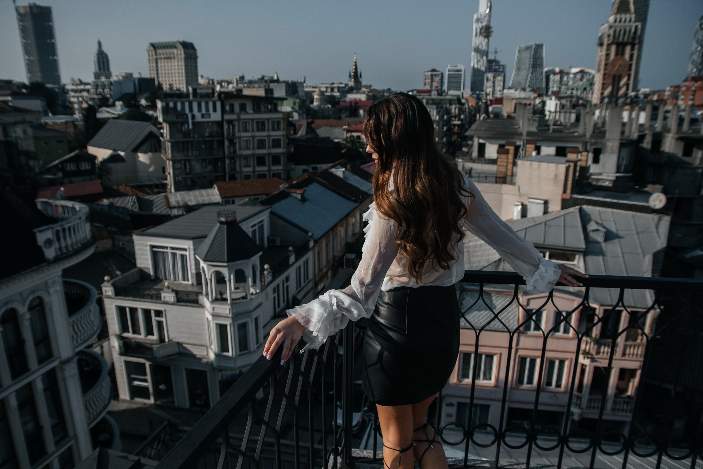 Вероника. Съёмка на крыше. Фотограф Батуми | Lera Rawlick