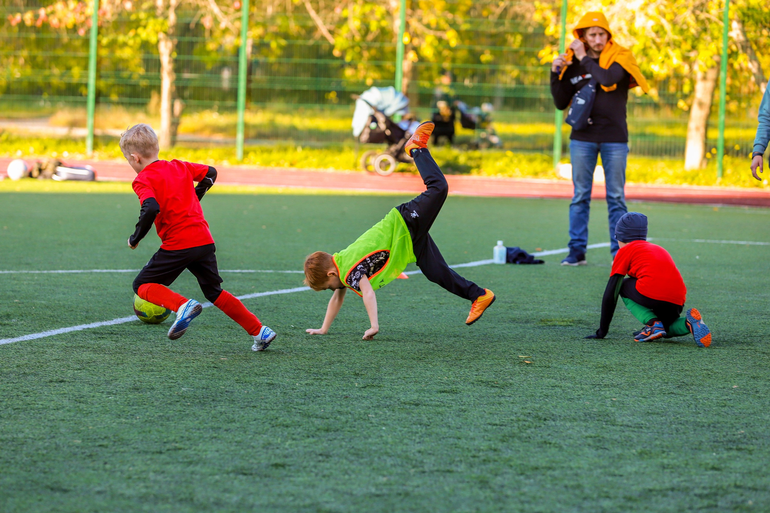 Детский футбол. Спортивный и репортажный фотограф в Екатеринбурге Пустовая Аделя