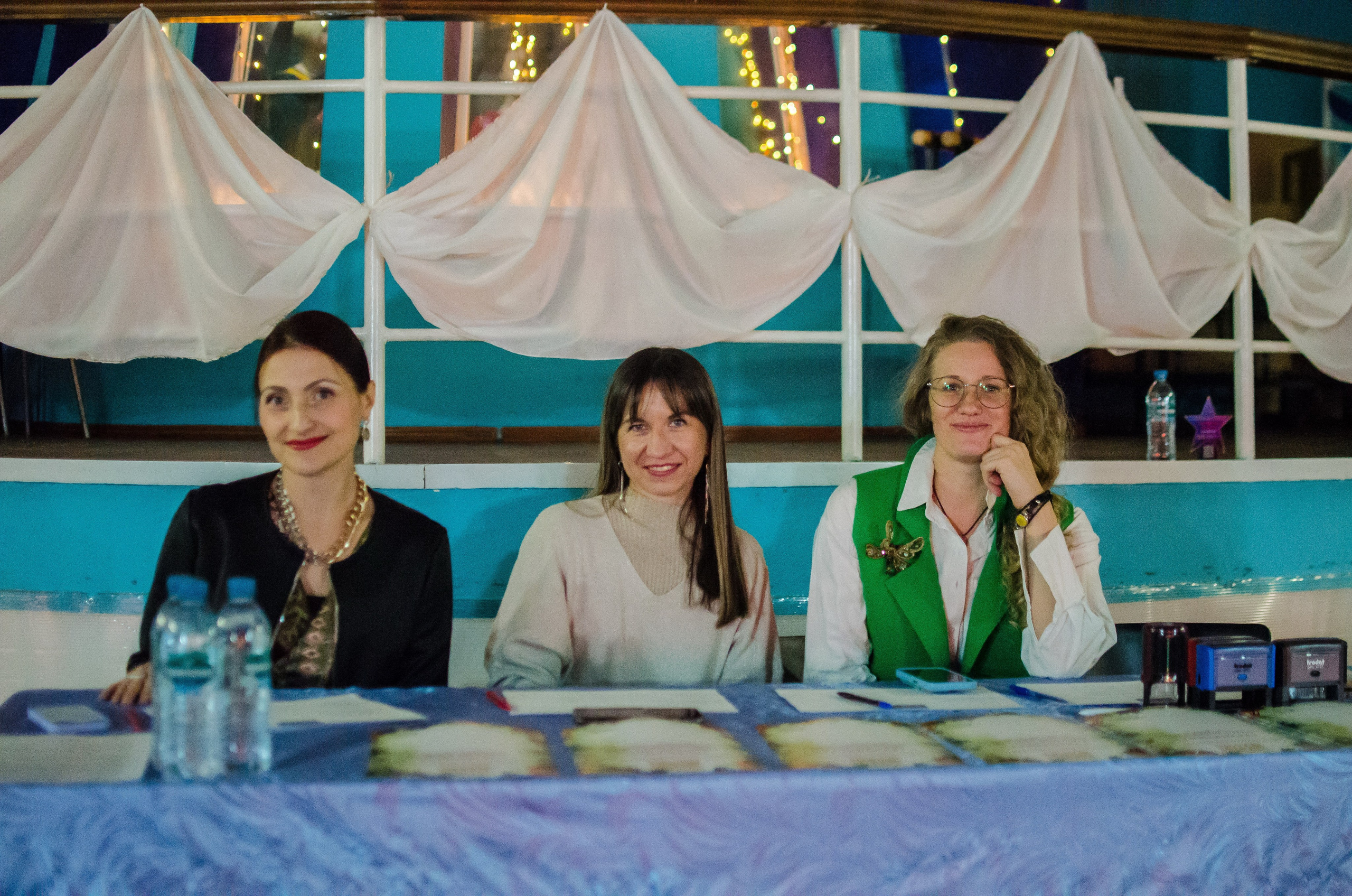 14 декабря, г. Омск. Золотое яблочко