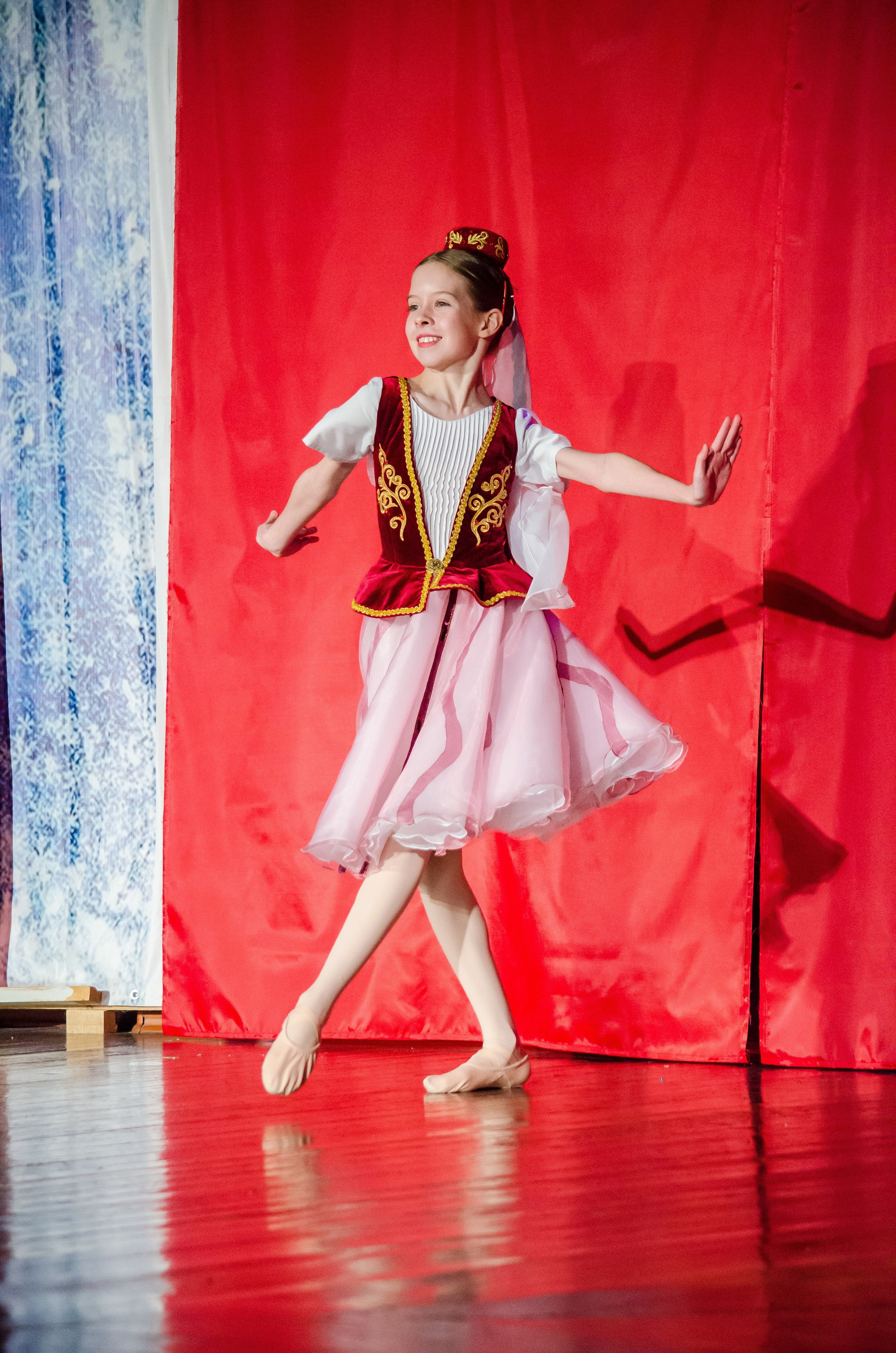 14 декабря, г. Омск. Золотое яблочко