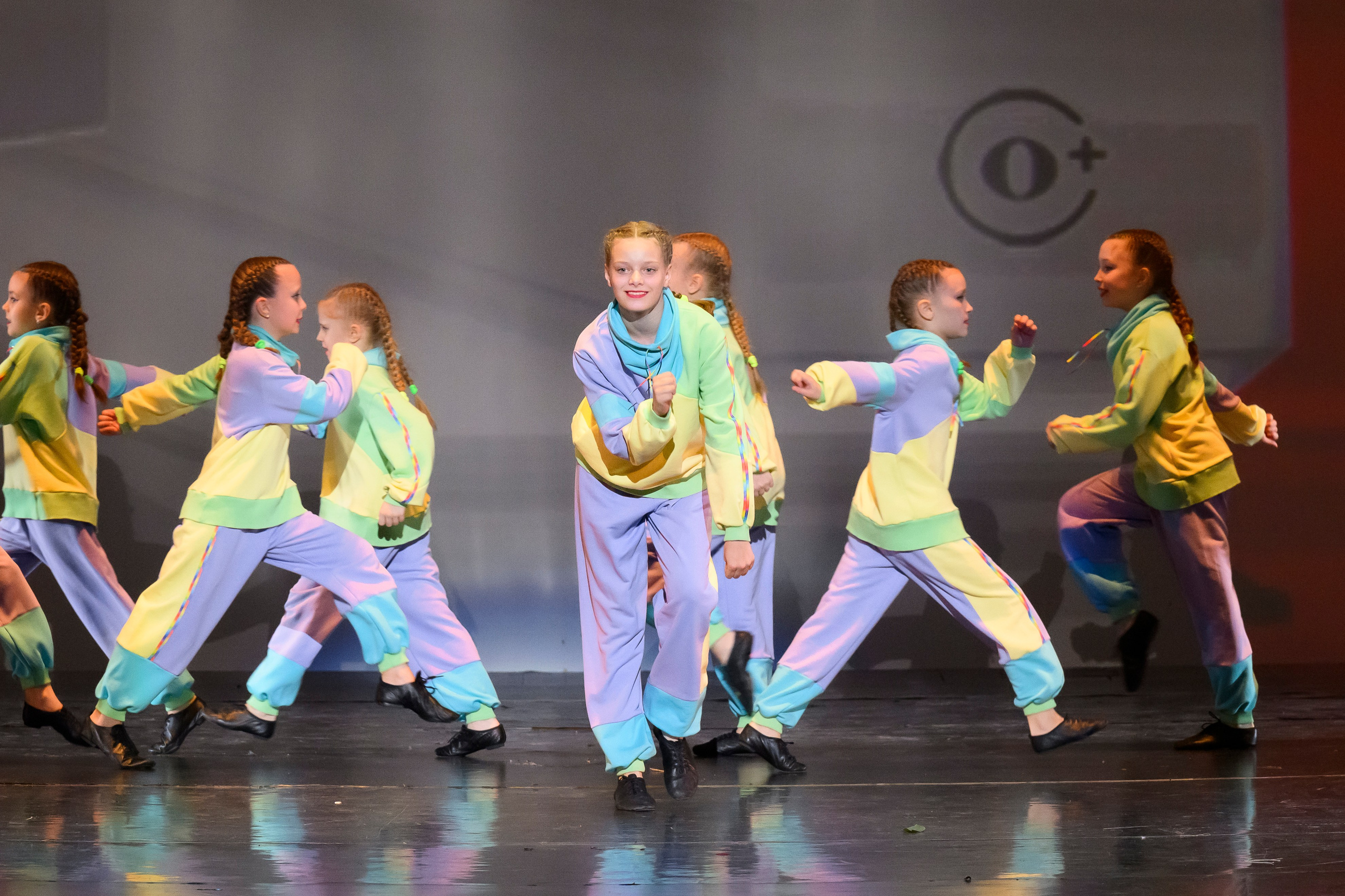 23 апреля, часть 2, БКЗ Октябрьский, г. Санкт-Петербург. Золотое яблочко