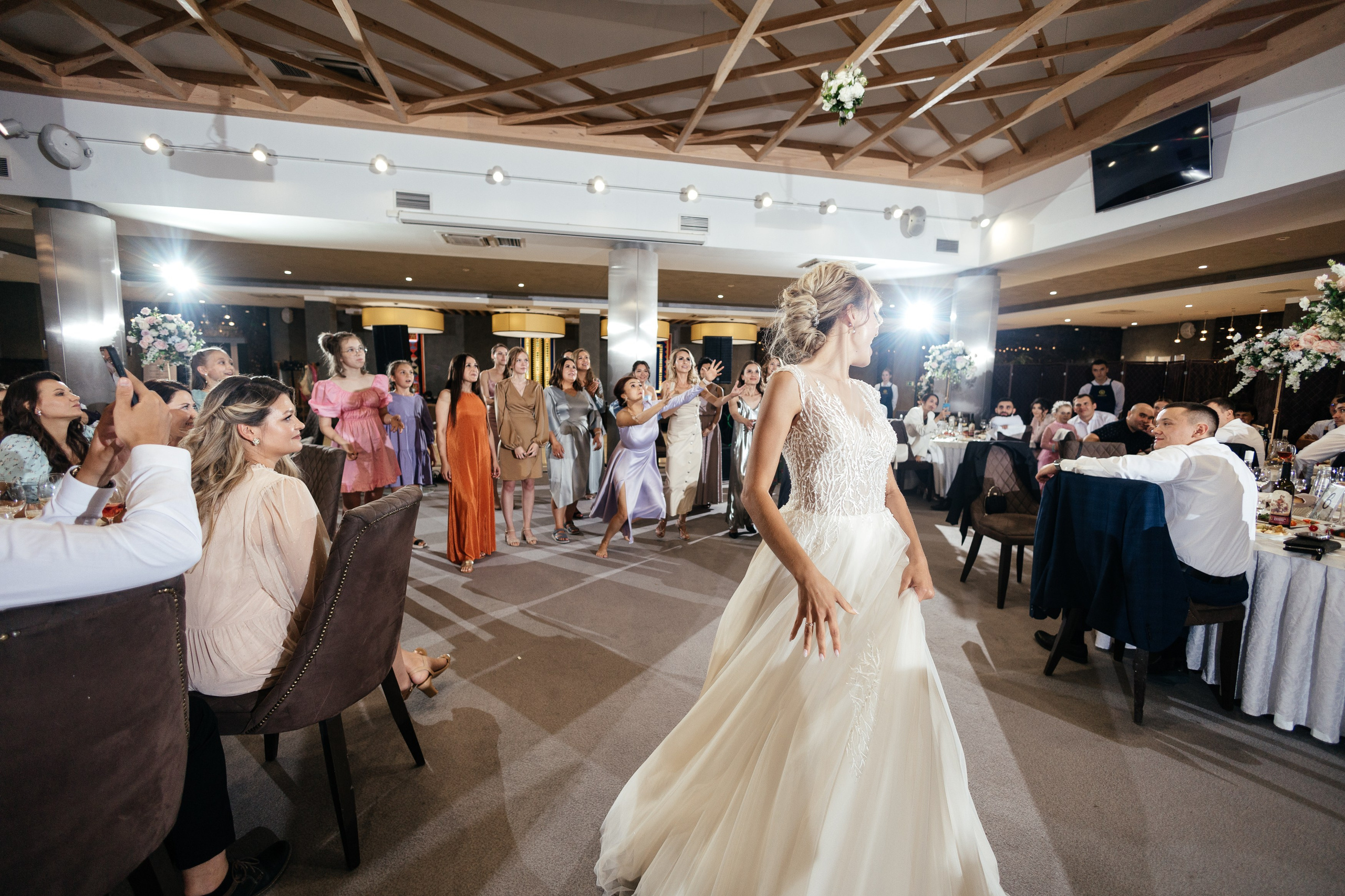 Свадебный фотограф Уфа — Руслан ГабдлисламовЖивые эмоции, красивые кадры, воспоминания на всю жизнь.Работаю по всей Республике Башкортоста. Свадебный фотограф Уфа Руслан Габдлисламов