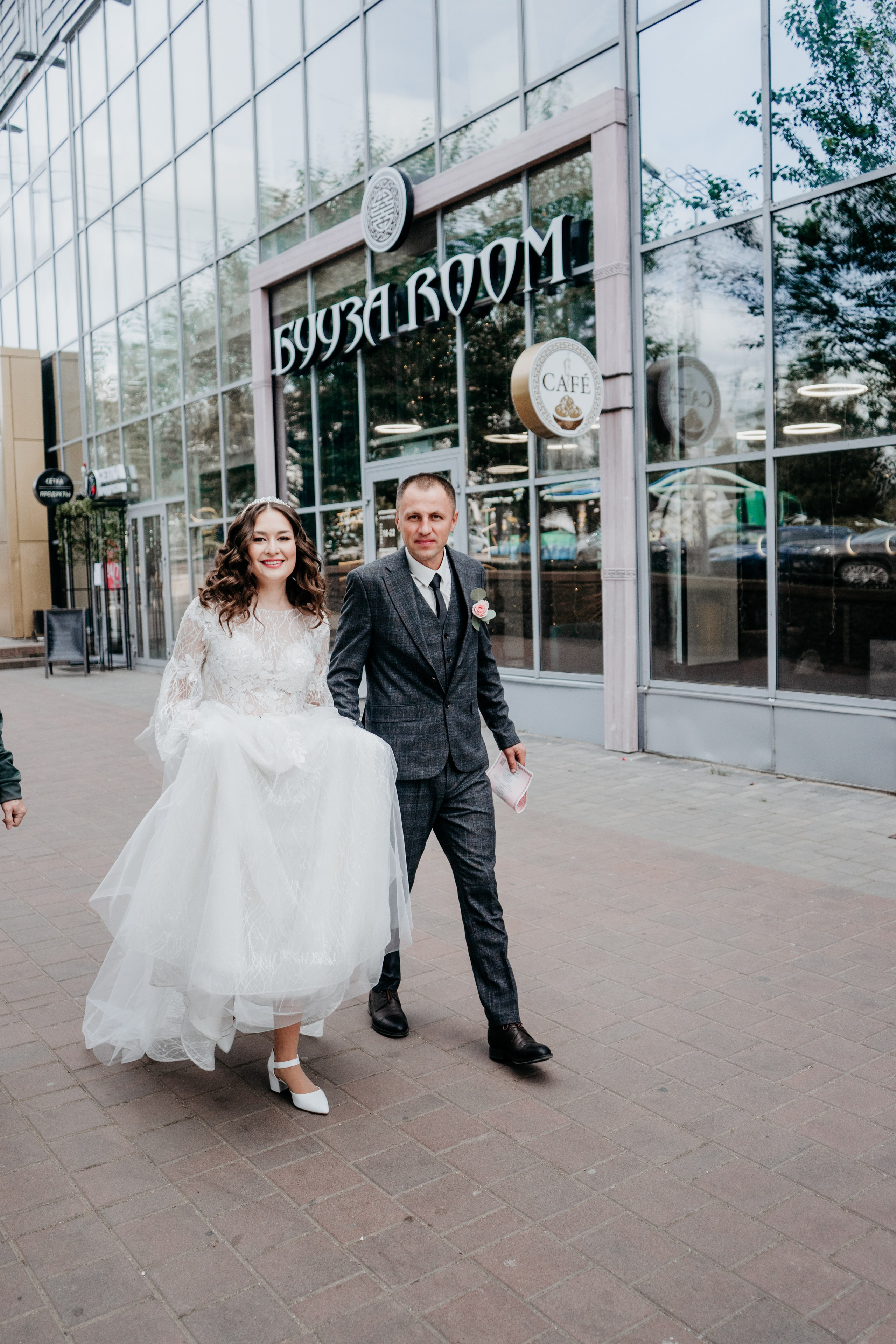 Свадебный фотографии с прогулки в окрестностях Улан-Удэ. Фотограф в Улан-Удэ. Свадебный фотограф в Улан-Удэ