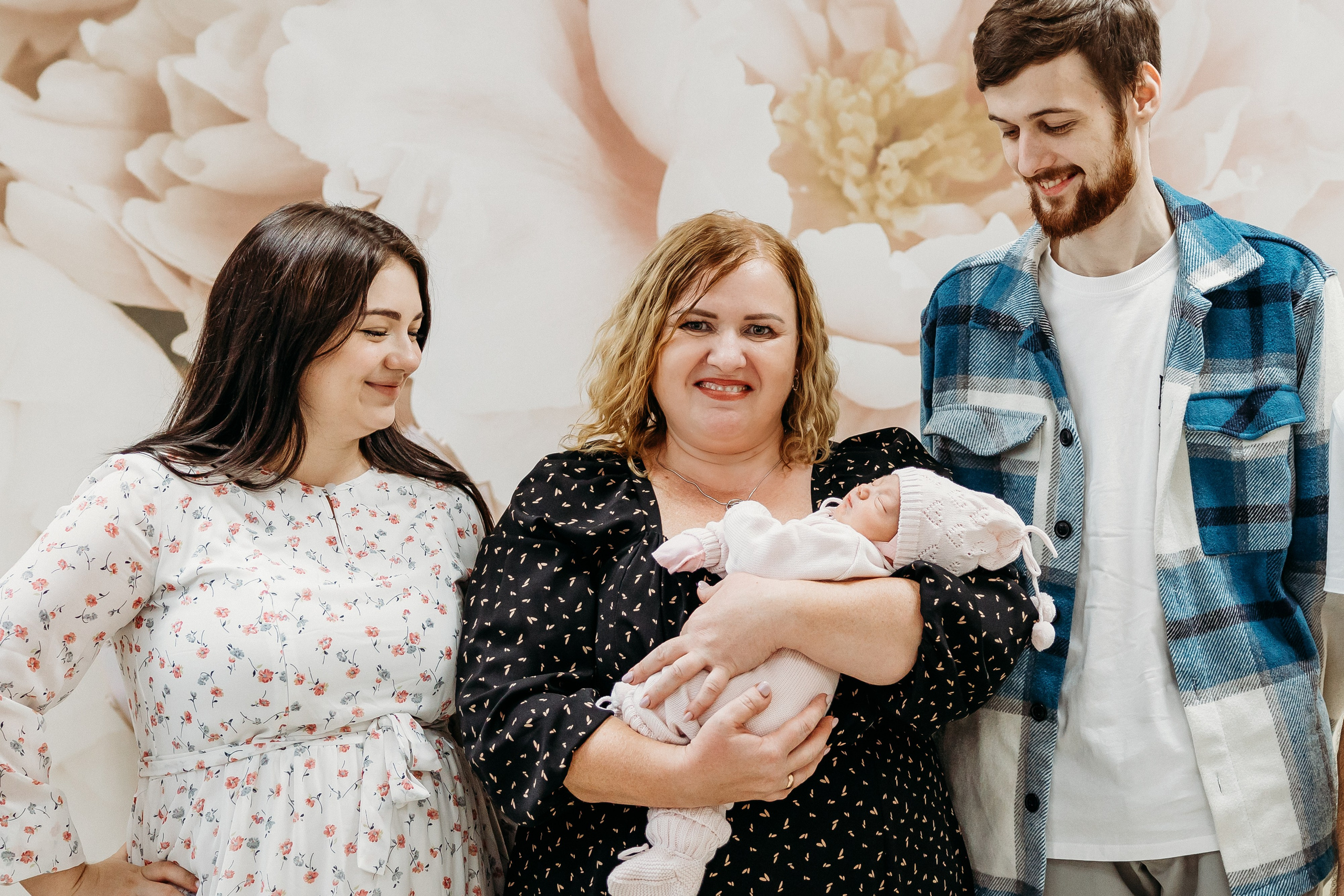 Василиса. Семейный и детский фотограф в Краснодаре. Фотограф новорожденных. Фотограф ньюборн. Фотограф родов Краснодар. Катя Угнивенко