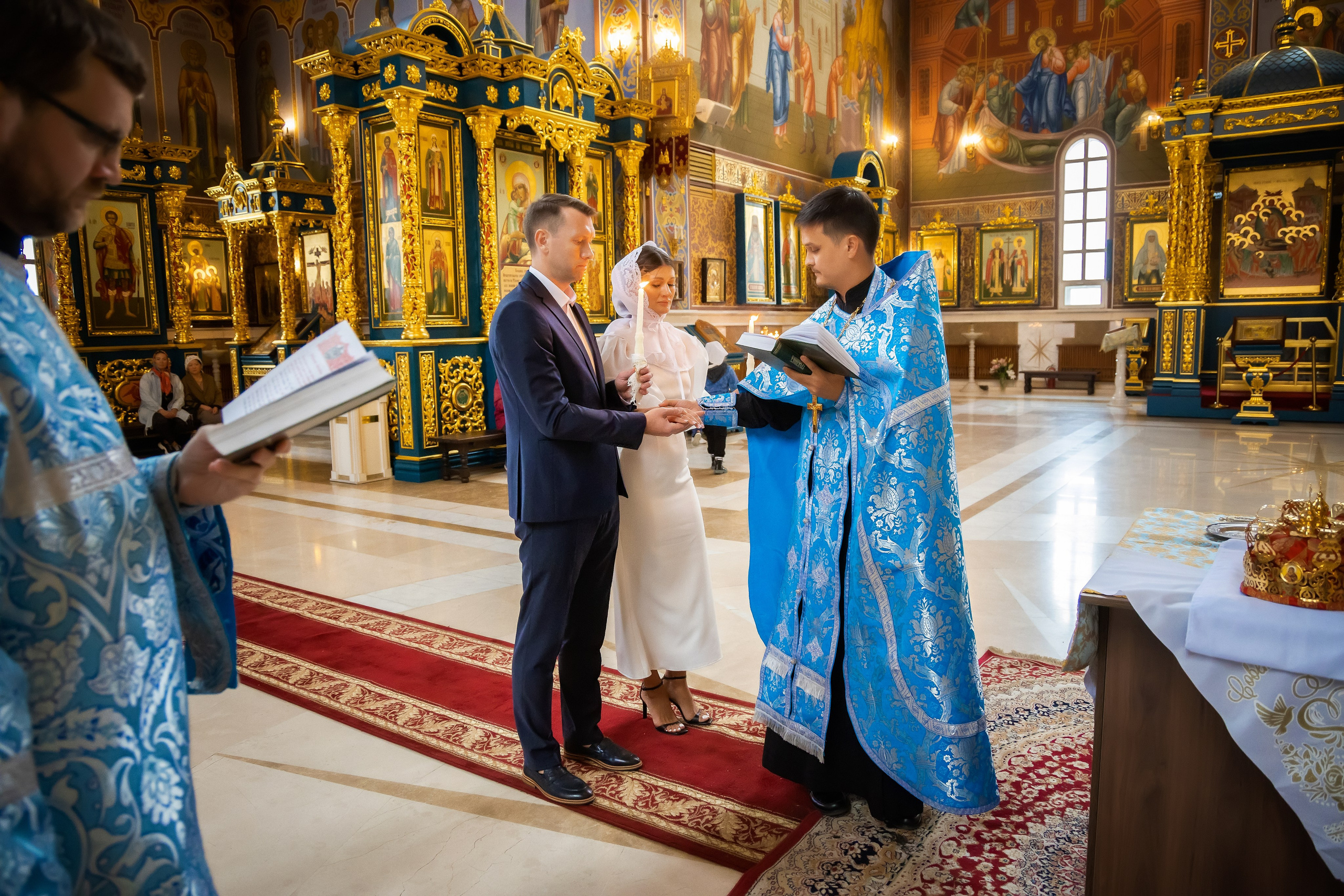 В Храме. Семейный и Свадебный фотограф в Астане Александр Астапов