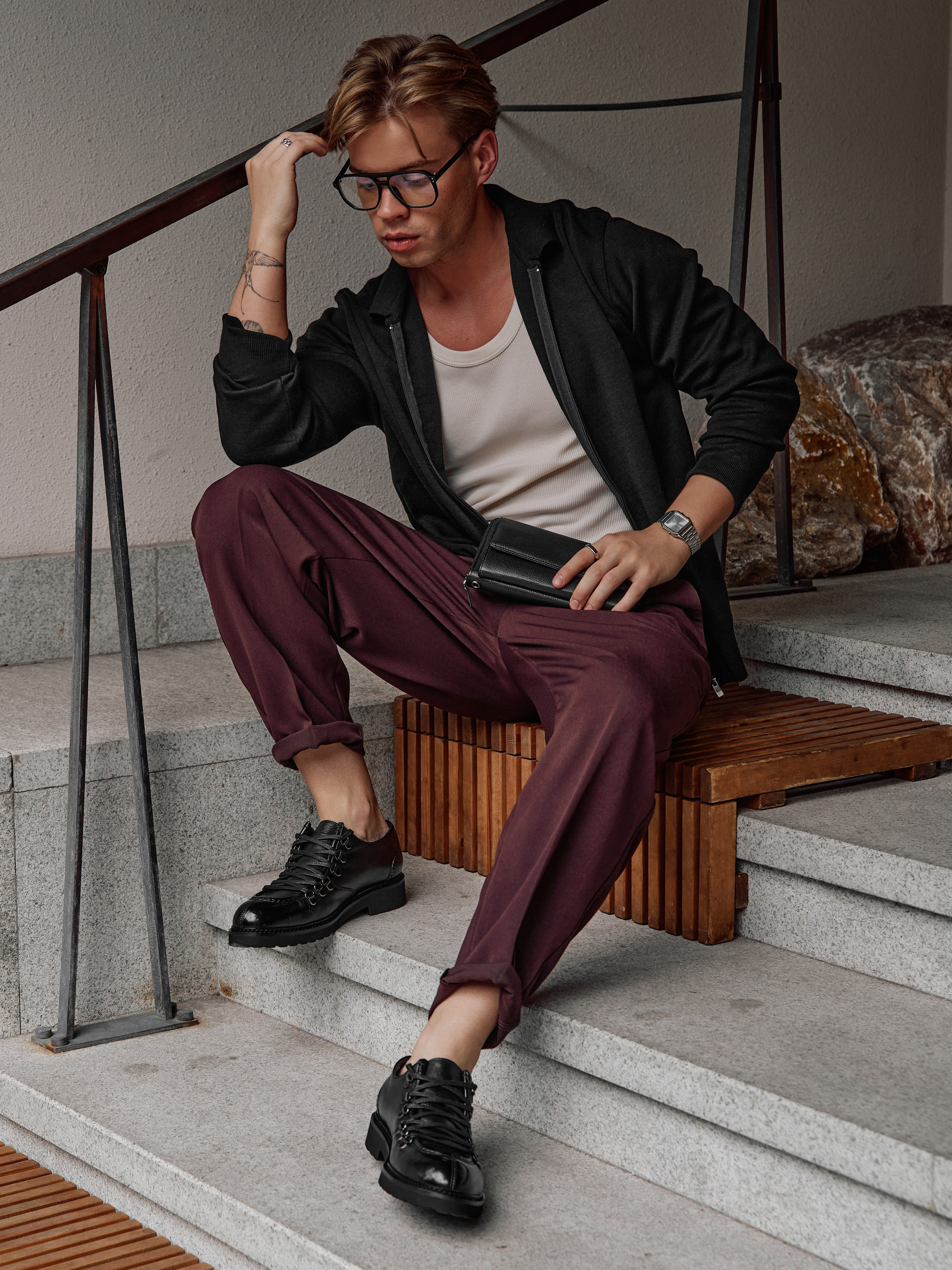 Обувь мужская. Фотограф для маркетплейсов в Москве