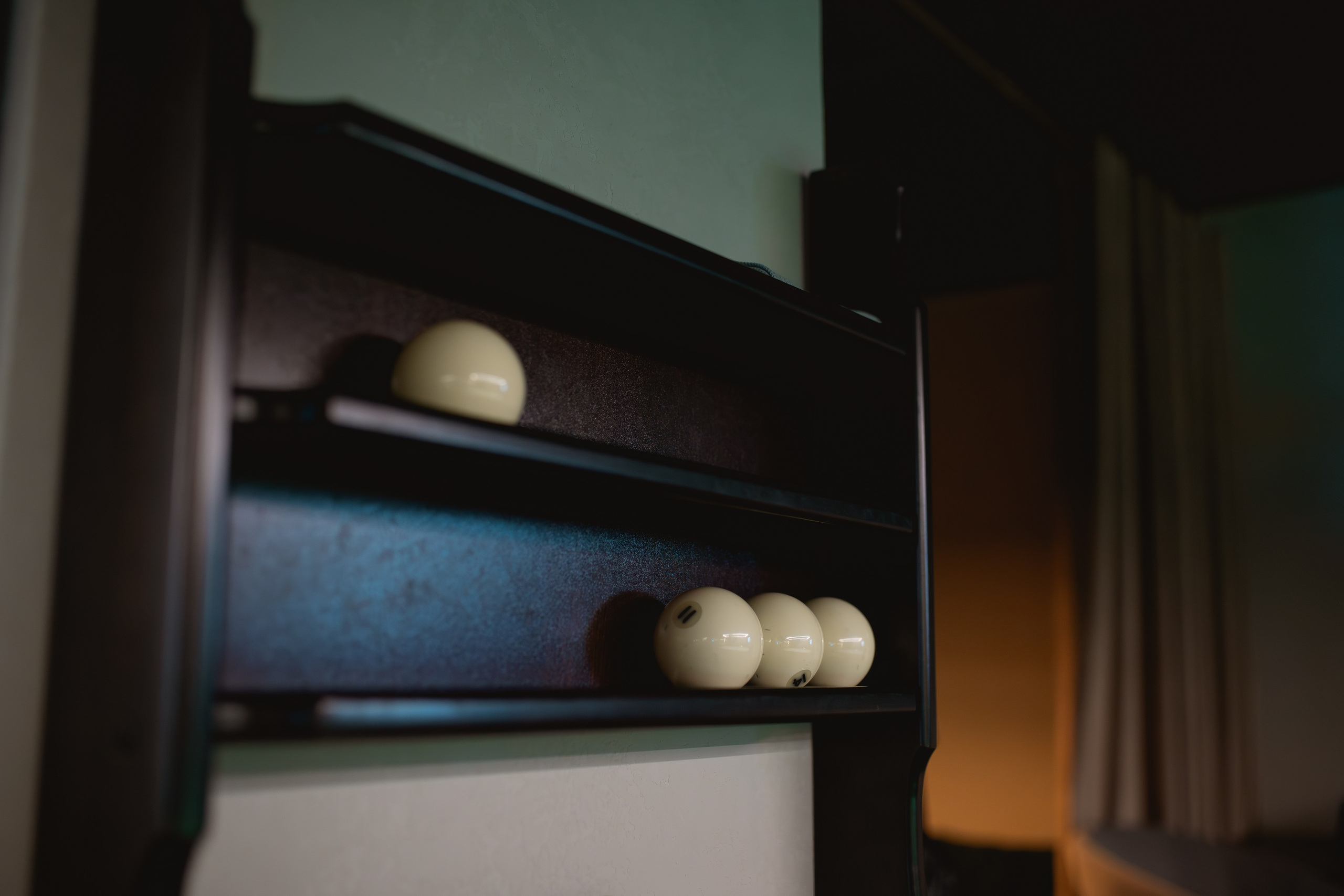 День космонавтики в бильярдном клубе «Первый». Портретный и репортажный фотограф в Воронеже: Анастасия Пузикова