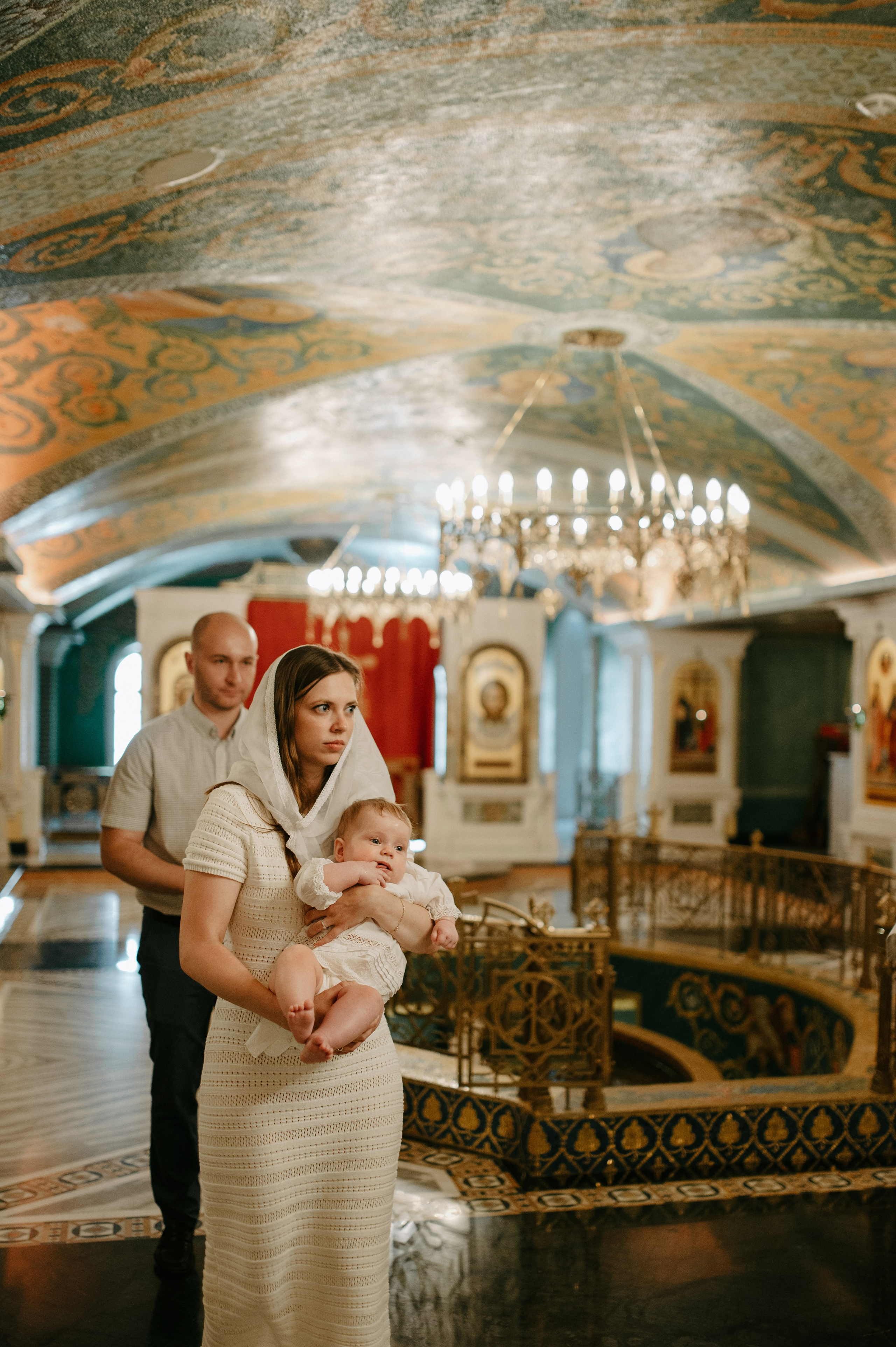 Крещение в Сретенском монастыре. Семейный и свадебный фотограф в Москве Татьяна Николаева