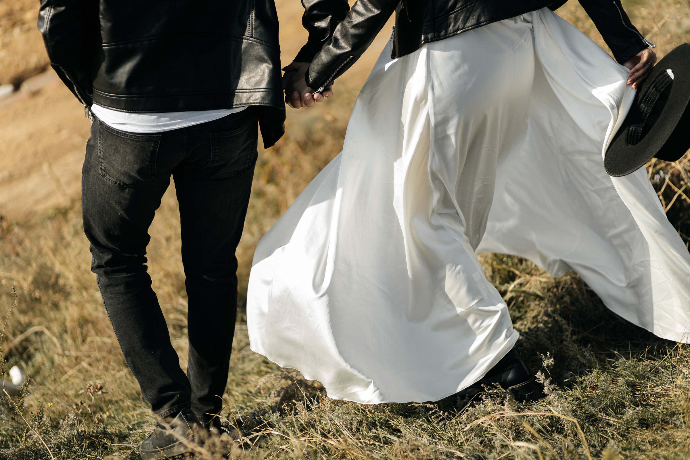 Доверие, искренность, ветер, небо, солнце, фактура… ЛЮБОВЬ!. Свадебный фотограф в Ростове-на-Дону