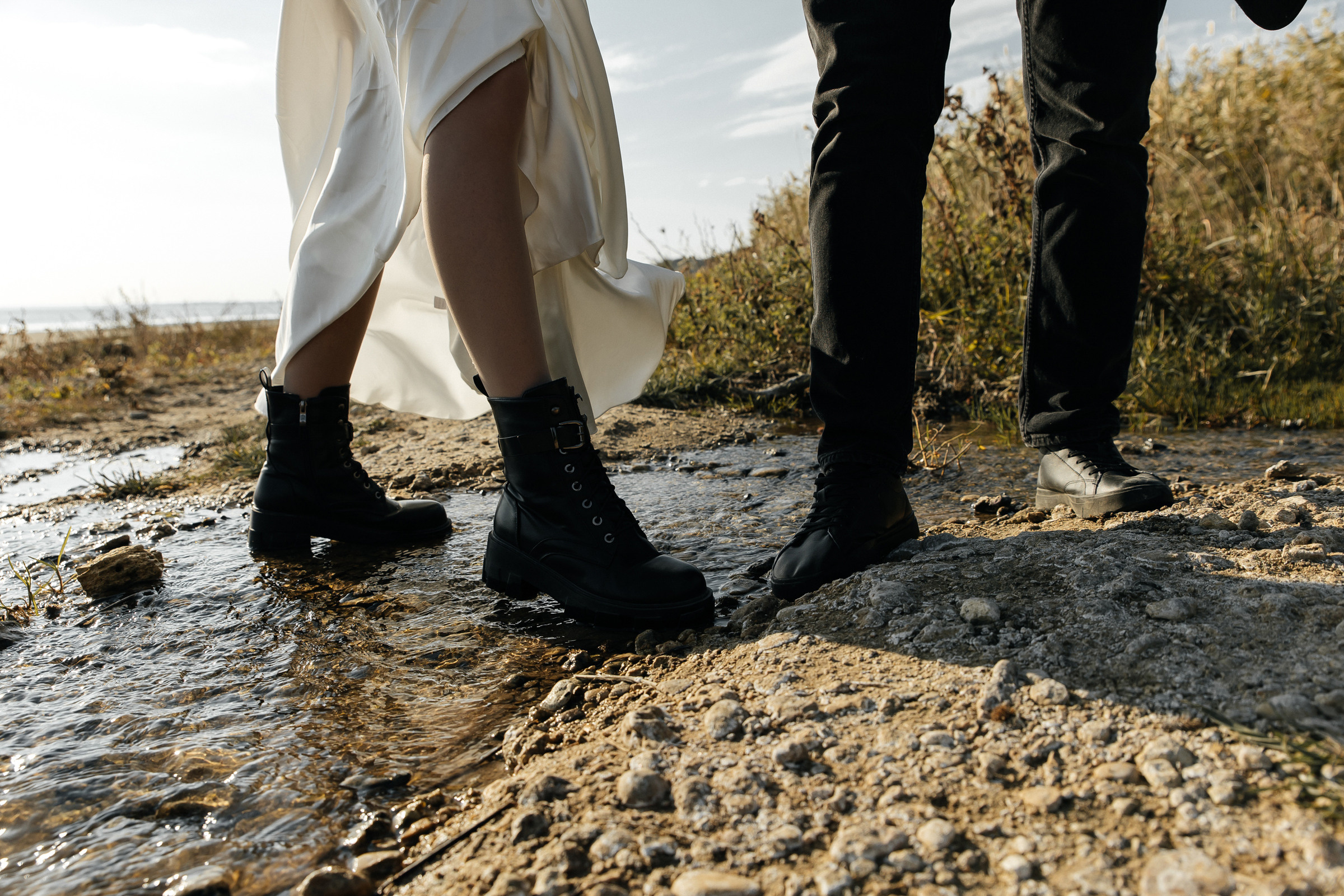 Доверие, искренность, ветер, небо, солнце, фактура… ЛЮБОВЬ!. Свадебный фотограф в Ростове-на-Дону